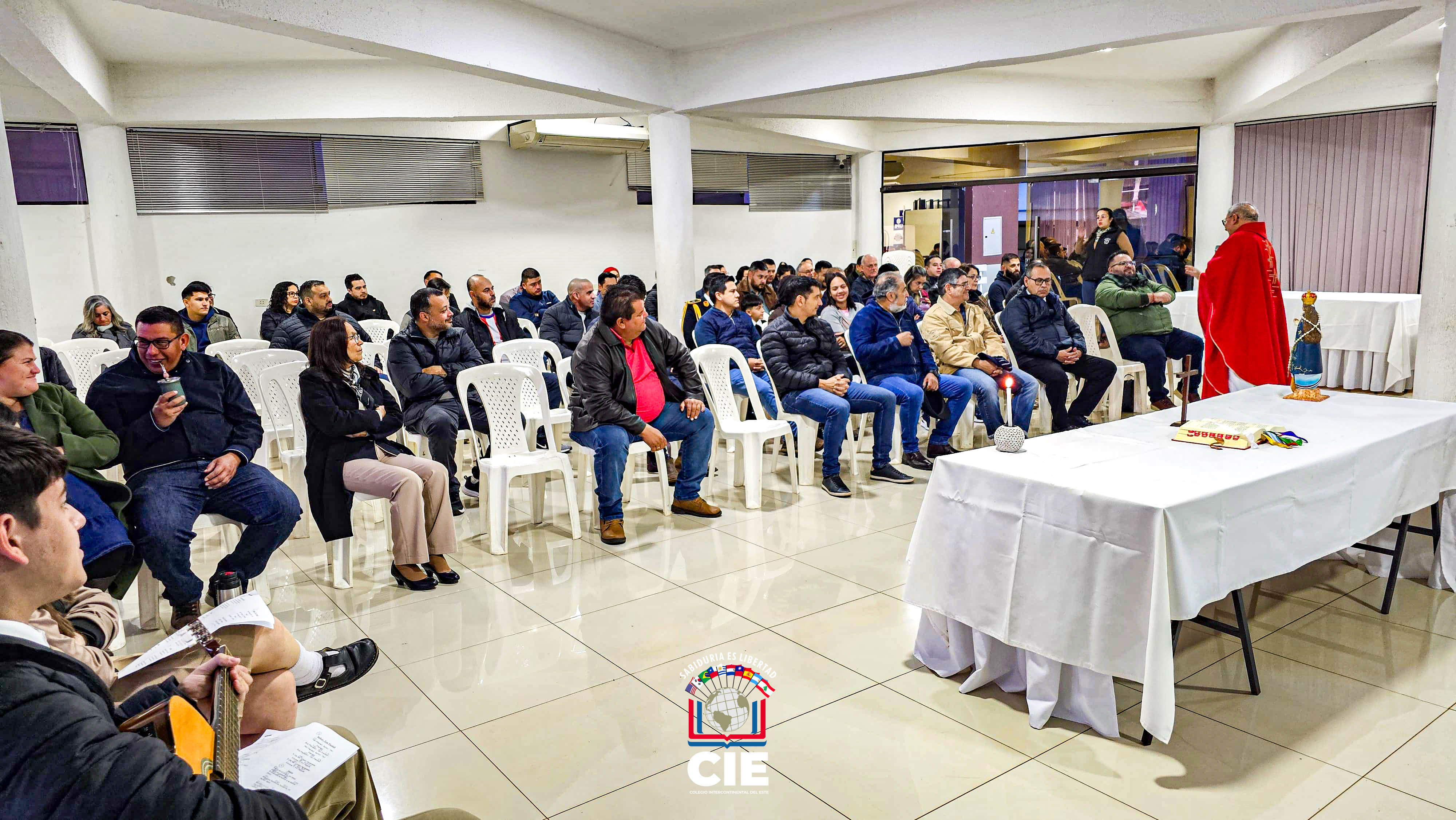Día del Padre: Misa de Acción de Gracias y Festejo en el CIE