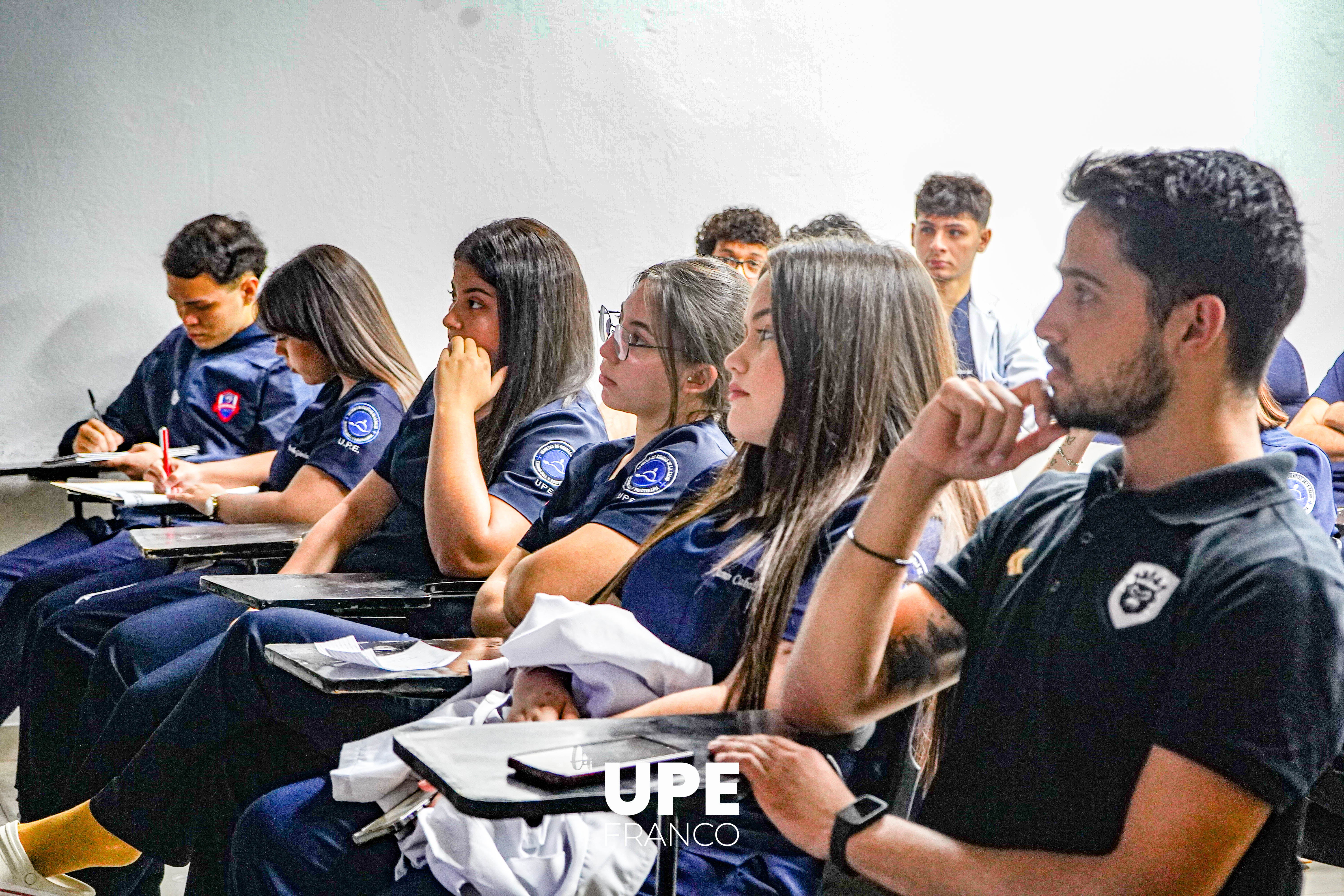 Salud Mental y Bienestar Universitario: Jornada Informativa en Ciencias de la Salud