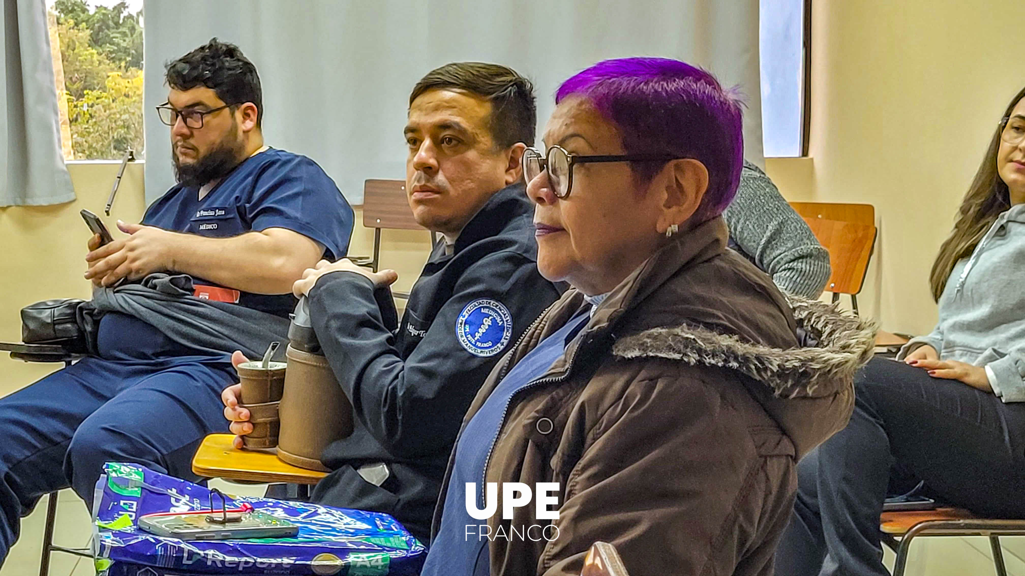Sistema de Evaluación: Reunión de docentes en Medicina UPE