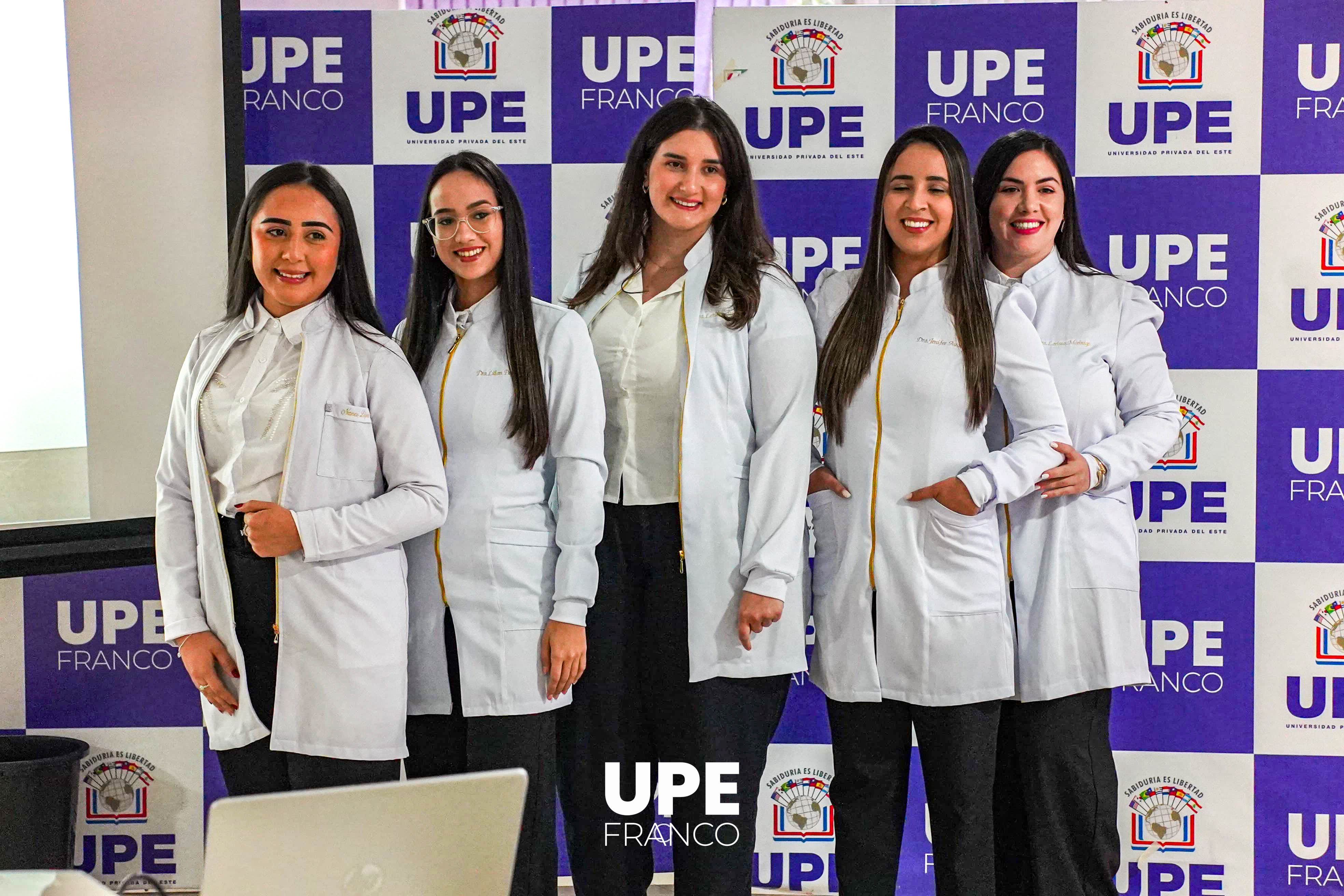 Presentación del Informe de Pasantía Curricular: Odontología UPE Promoción 2024 