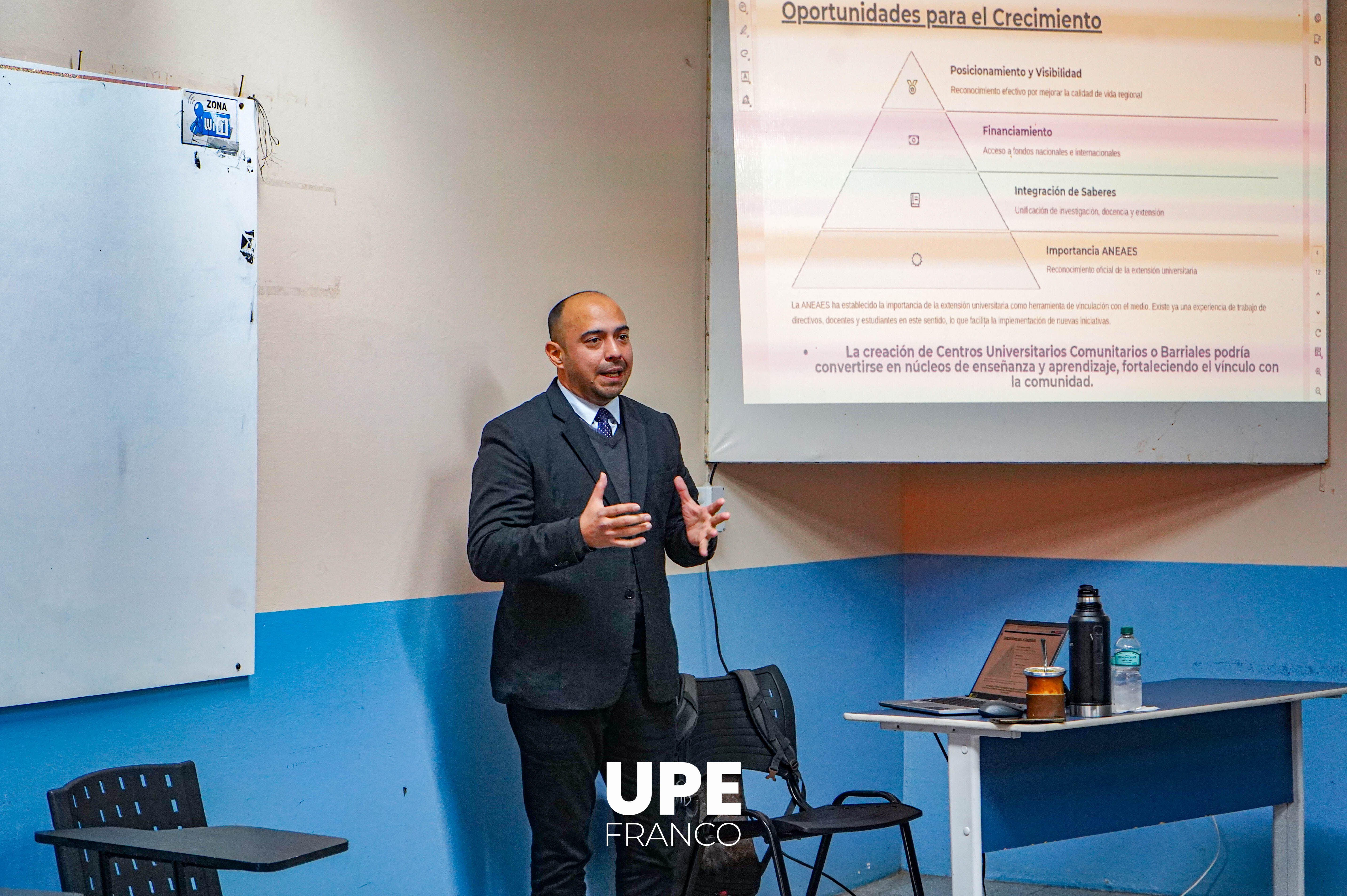 Reunión Académica con la Dirección de Extensión Universitaria en la UPE Franco