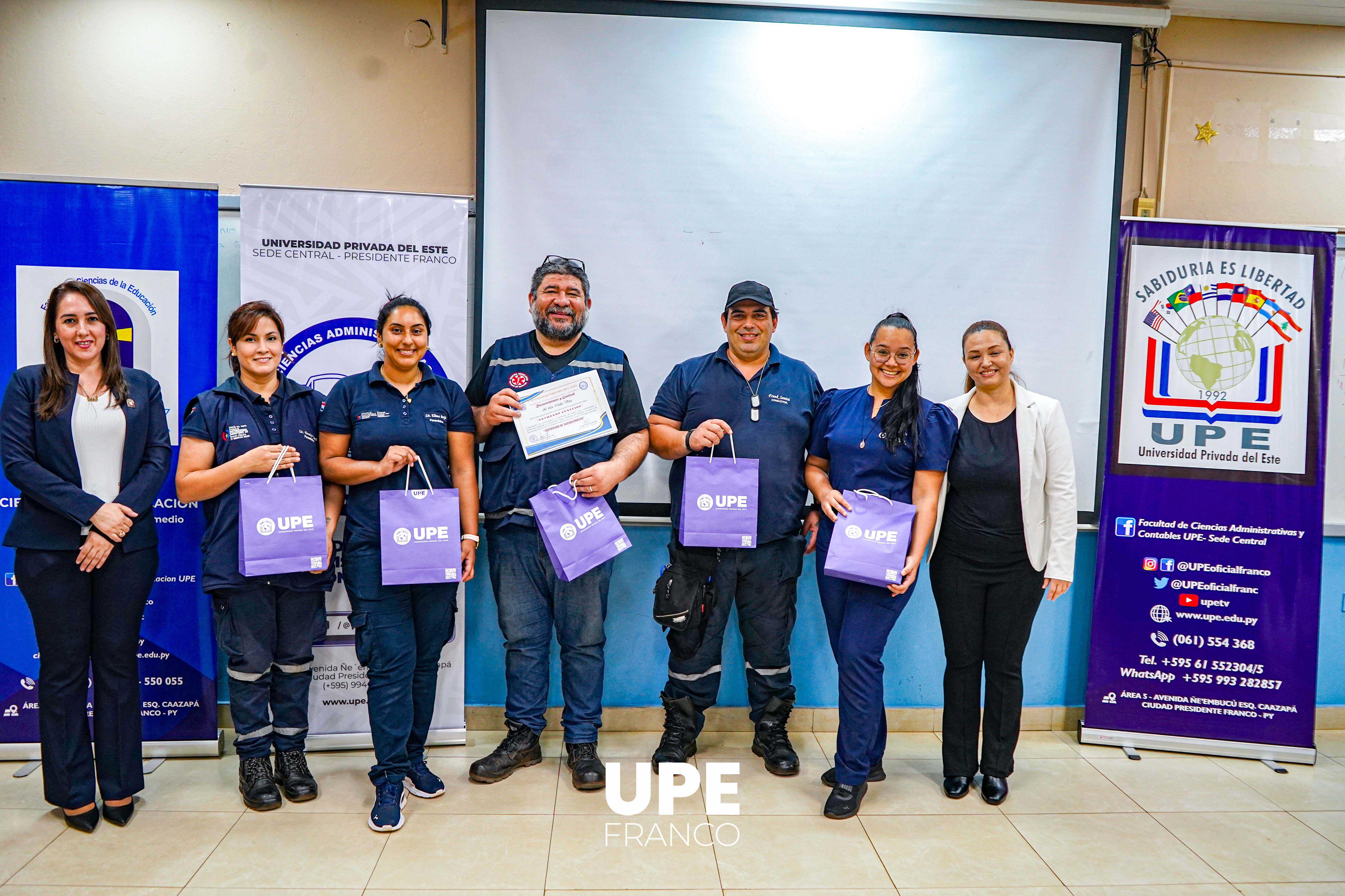 Docentes de la UPE se capacitan en Primeros Auxilios