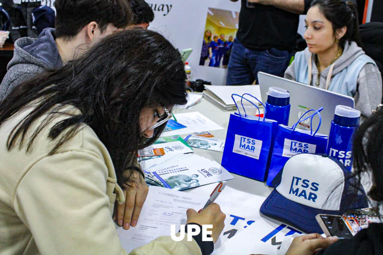 BECAS DE LA UPE PARA JÓVENES ASISTENTES A LA EXPO 2025