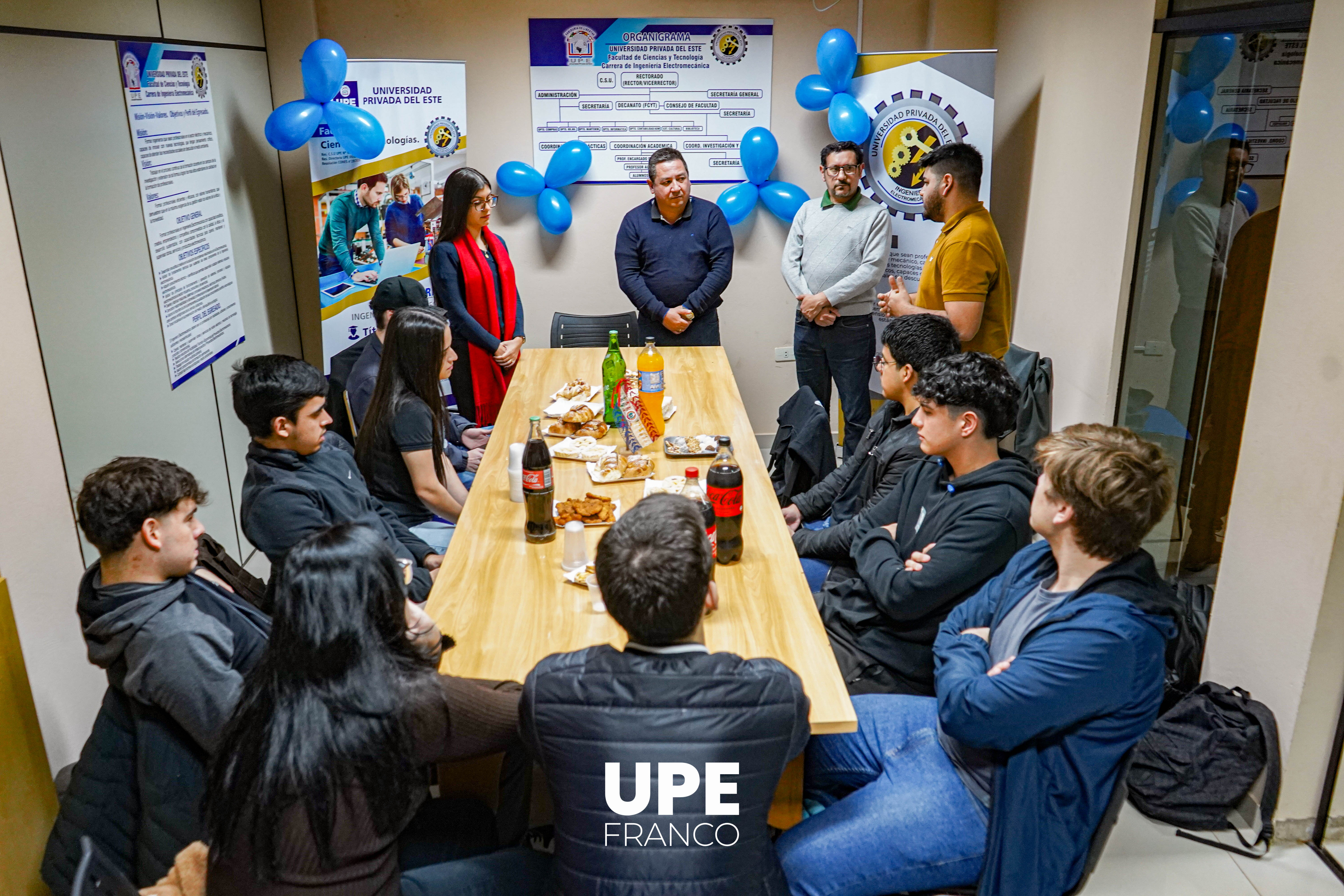 Reunión en celebración a la Apertura Oficial de la Rama Estudiantil IEEE - UPE FRANCO