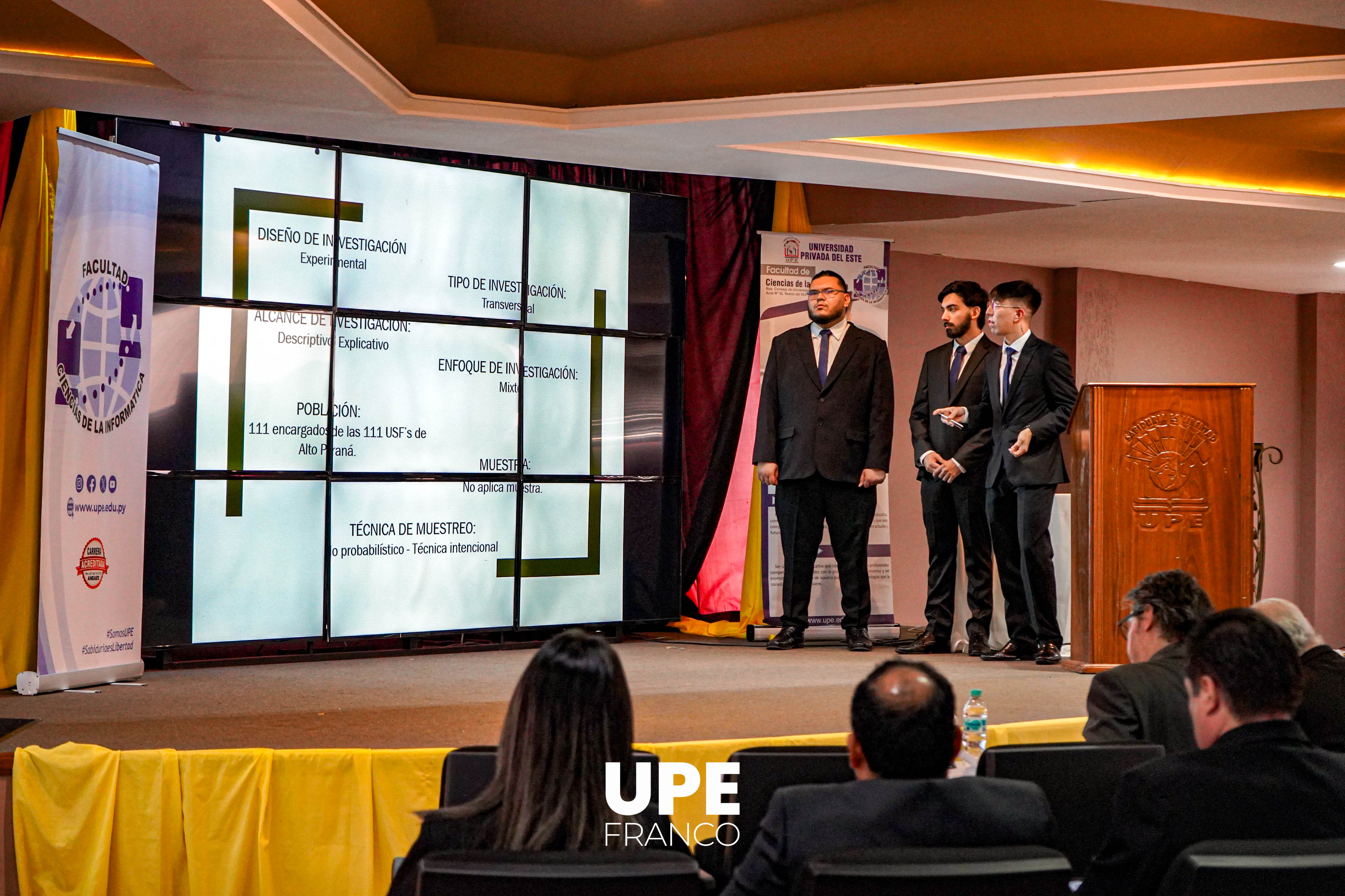 Defensa de Trabajos Finales de Grado en Ingeniería Informática - UPE FRANCO
