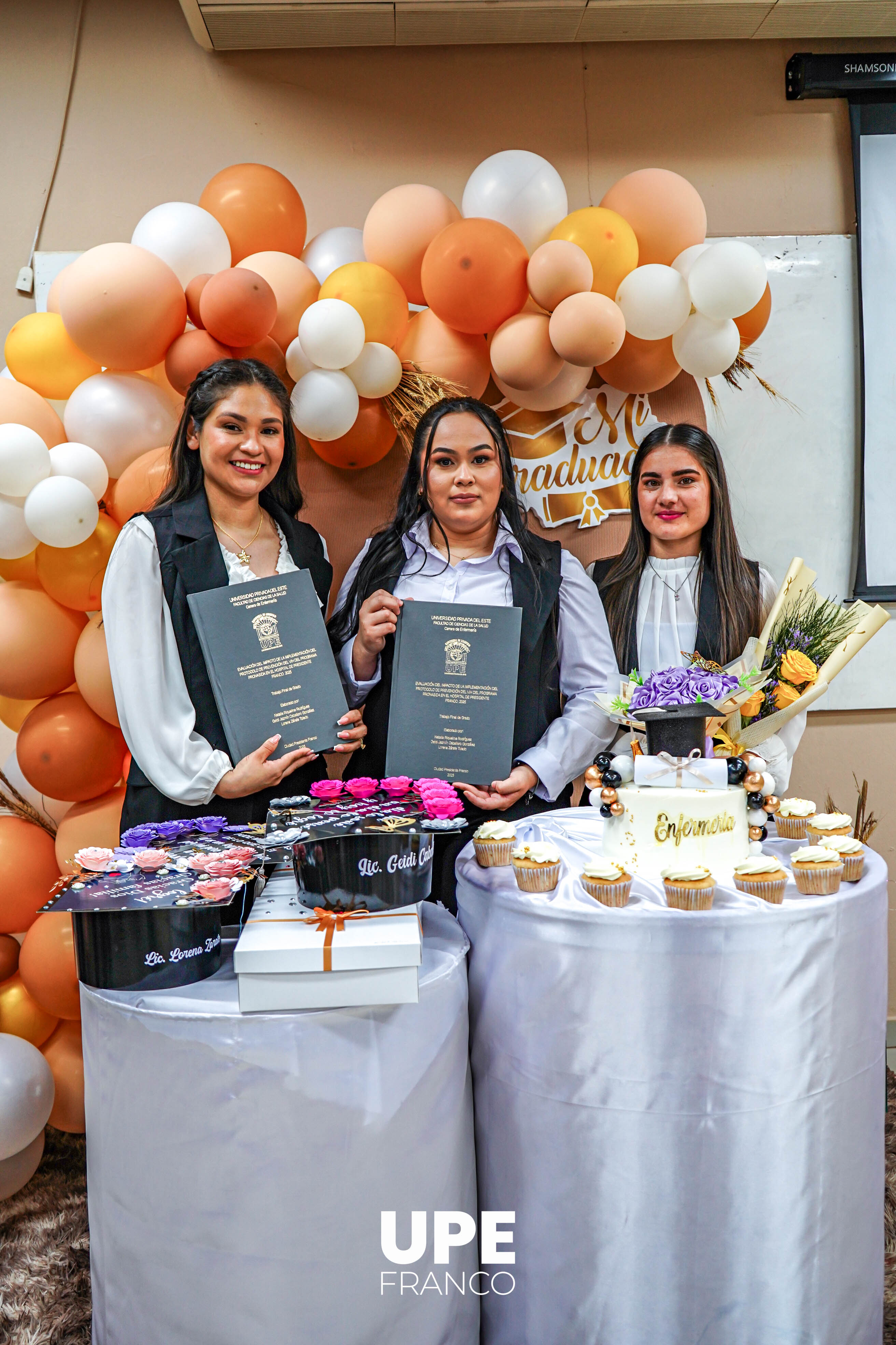 Nuevos profesionales de Enfermería defienden sus Trabajos Finales de Grado