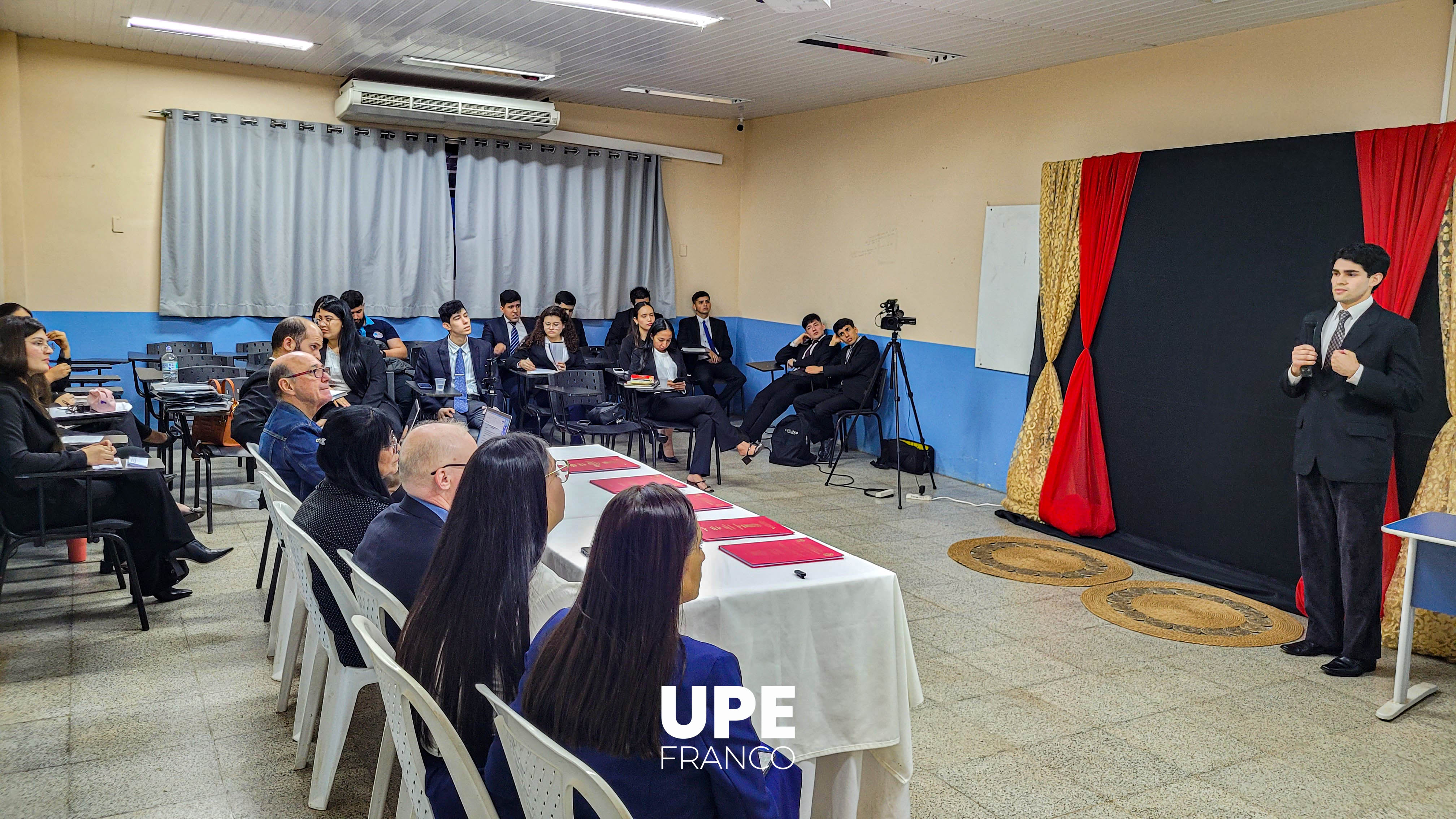 Presentación Oral: Cátedra de Derecho de la Niñez y la Adolescencia
