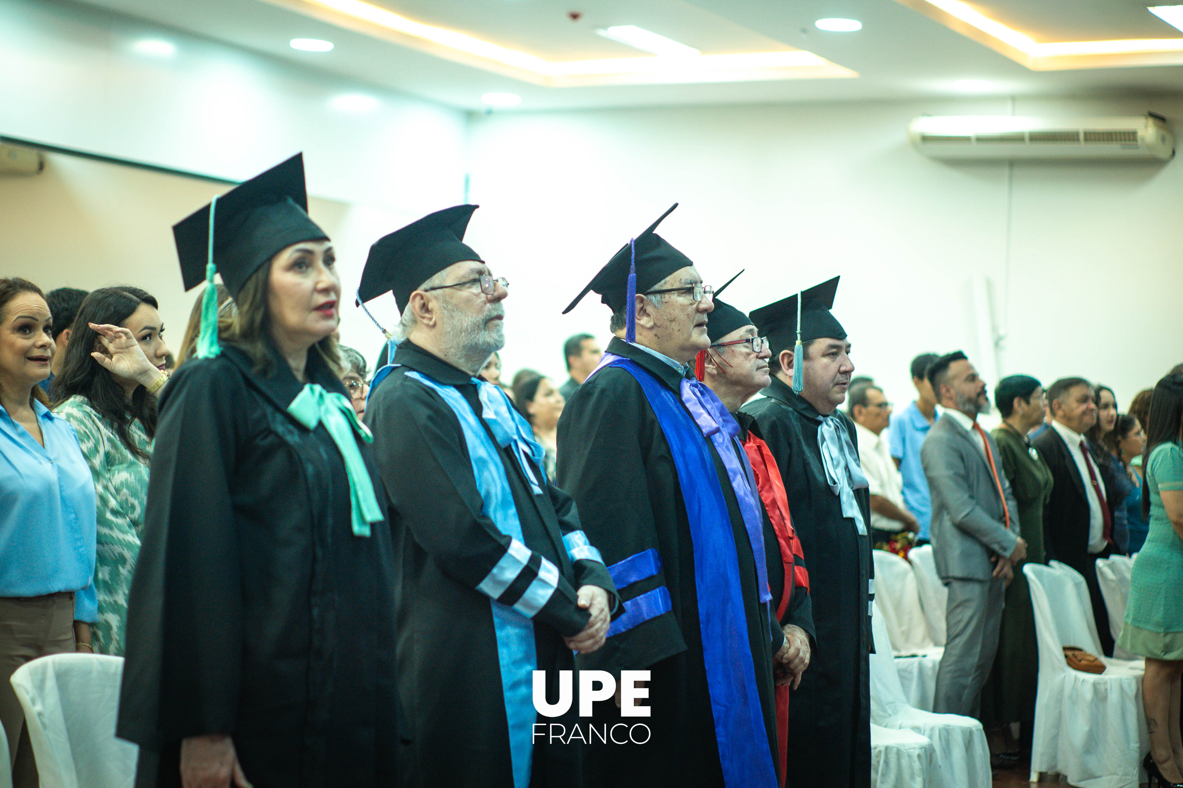 Ceremonia de Graduación - UPE FRANCO