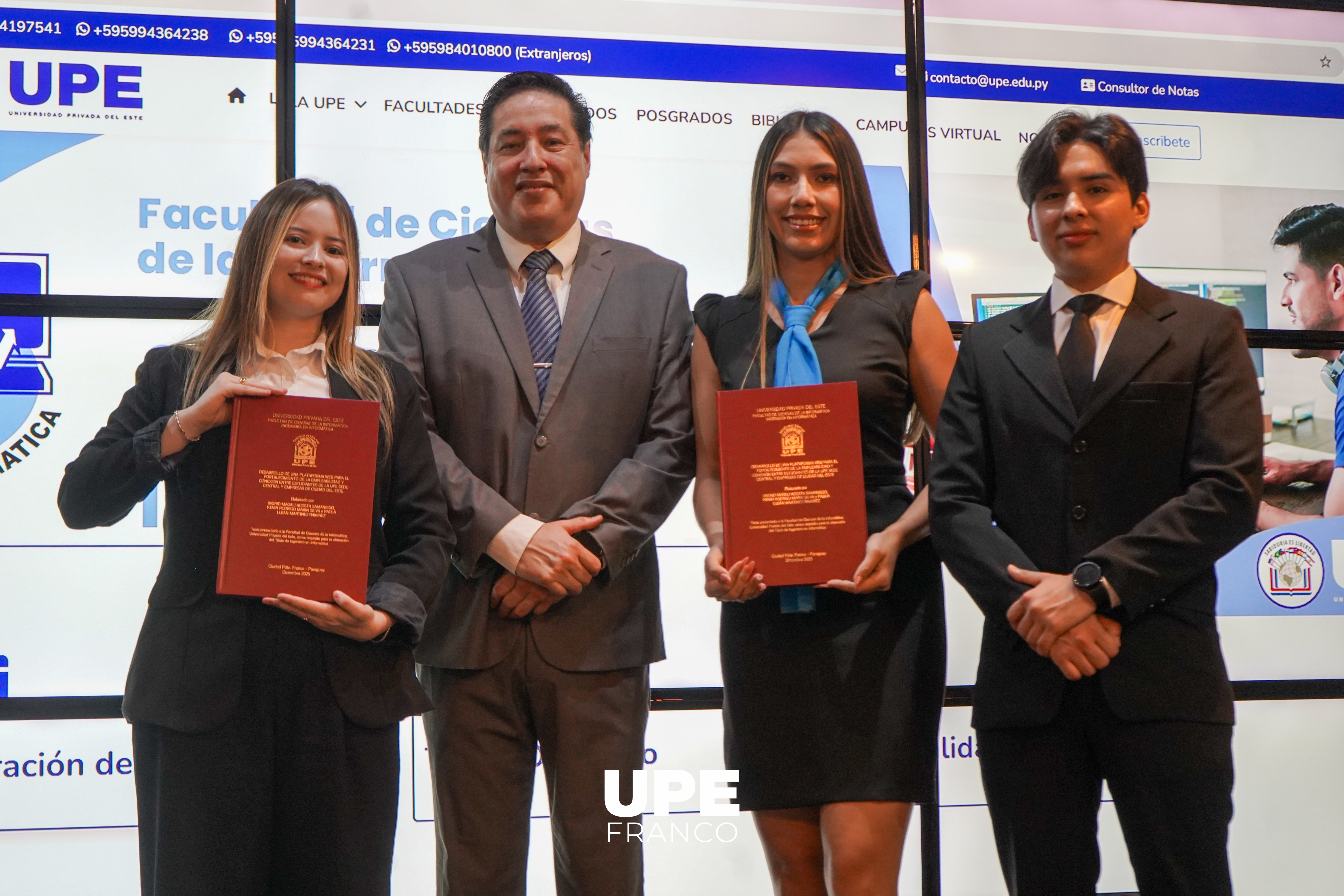 Defensa Exitosa de Trabajos Finales de Grado: Facultad de Ciencias de la Informática