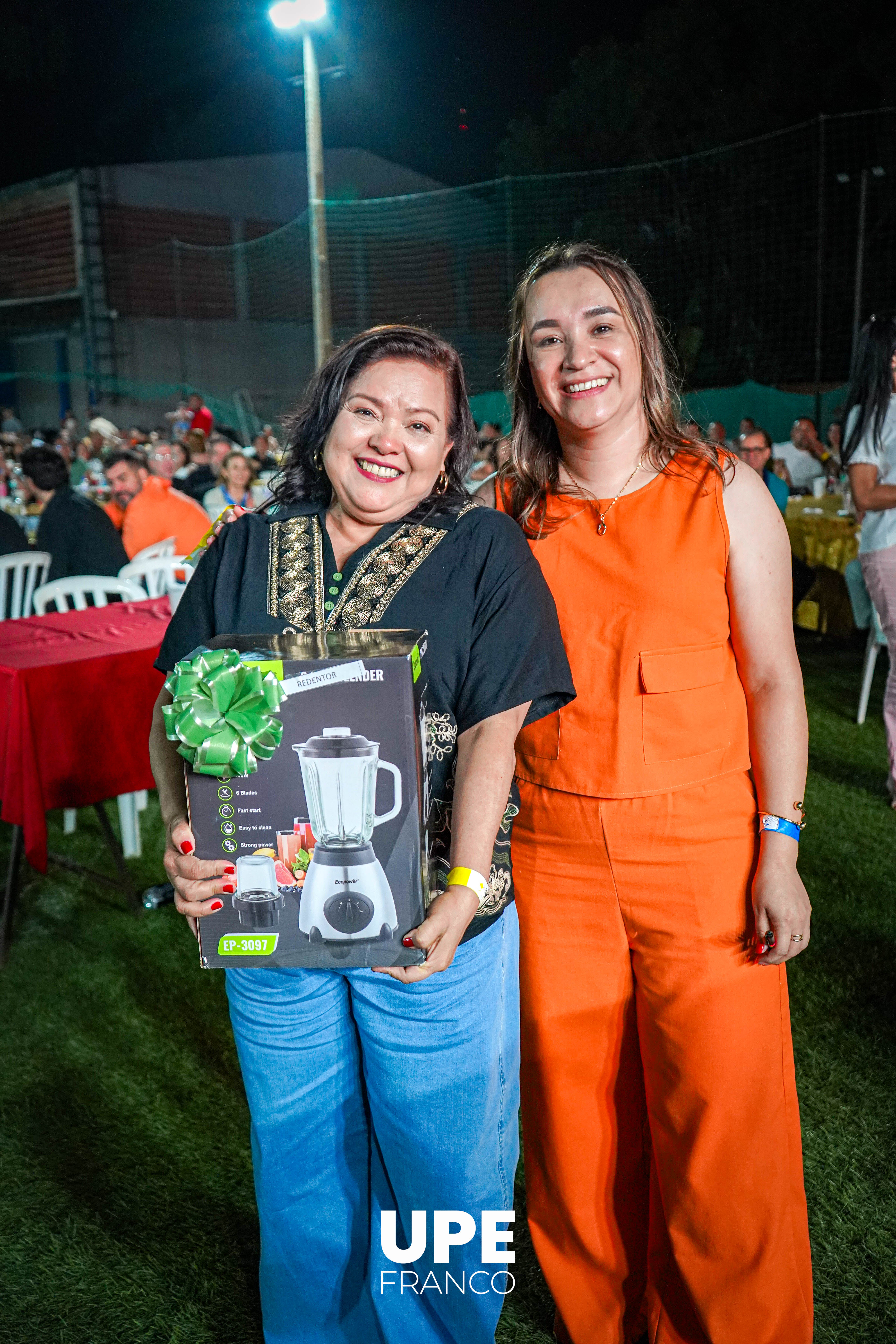 Cena de Confraternización: Despedida del año 2025