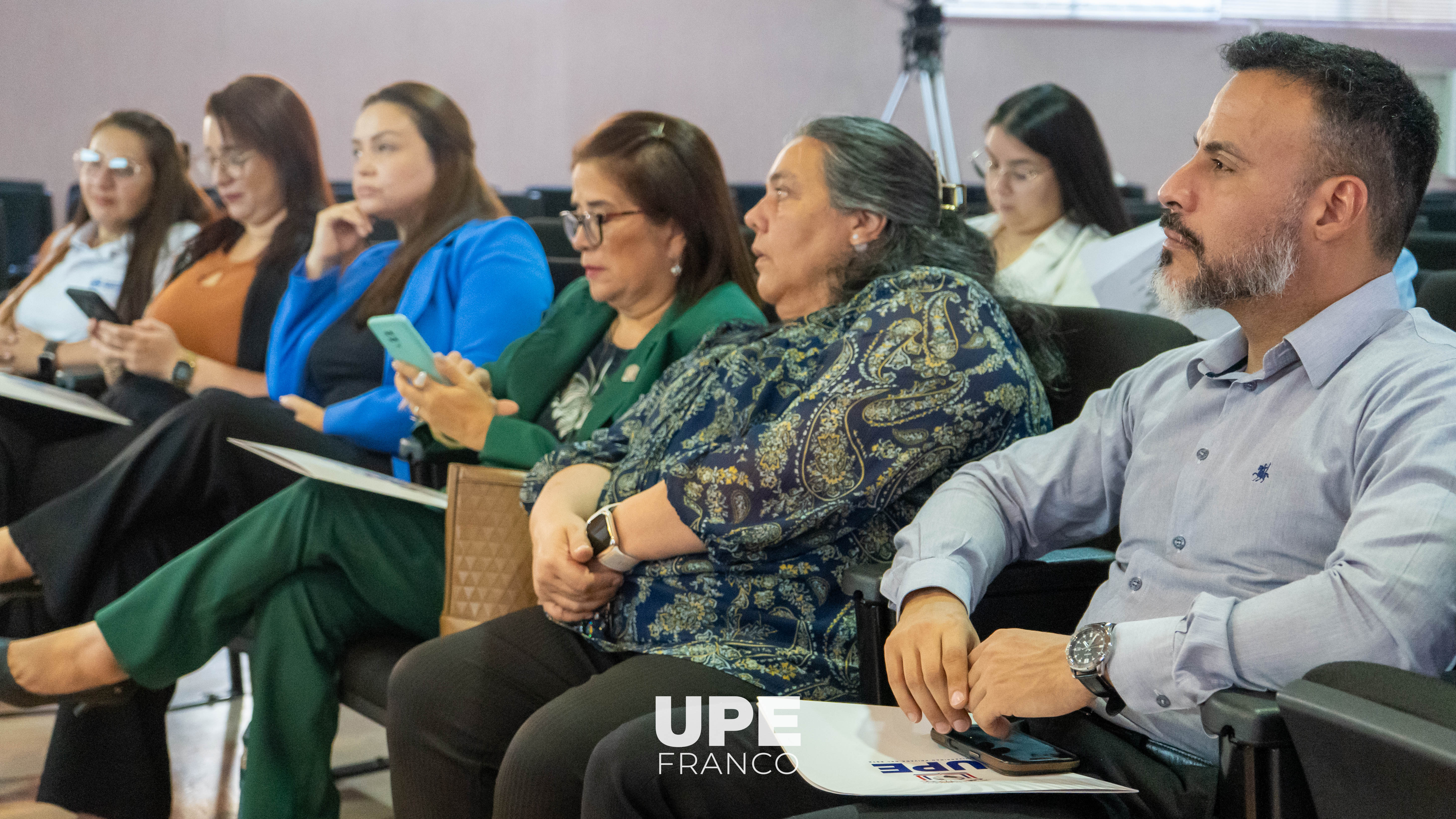 Jornada sobre Inclusión Universitaria fortalece la formación docente en la UPE Franco