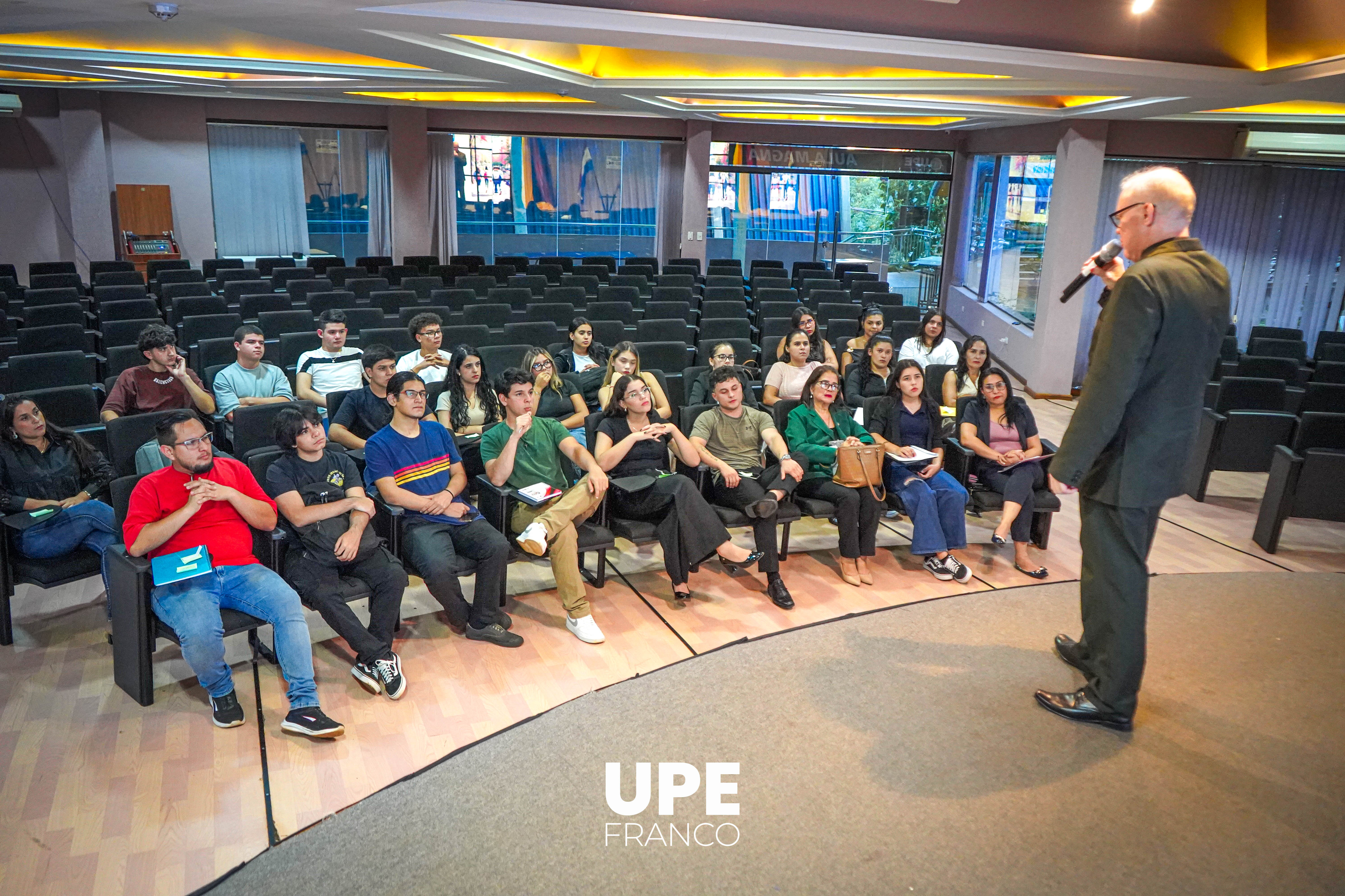 Jornada de inducción para estudiantes: Facultad de Ciencias Jurídicas, Políticas y Sociales