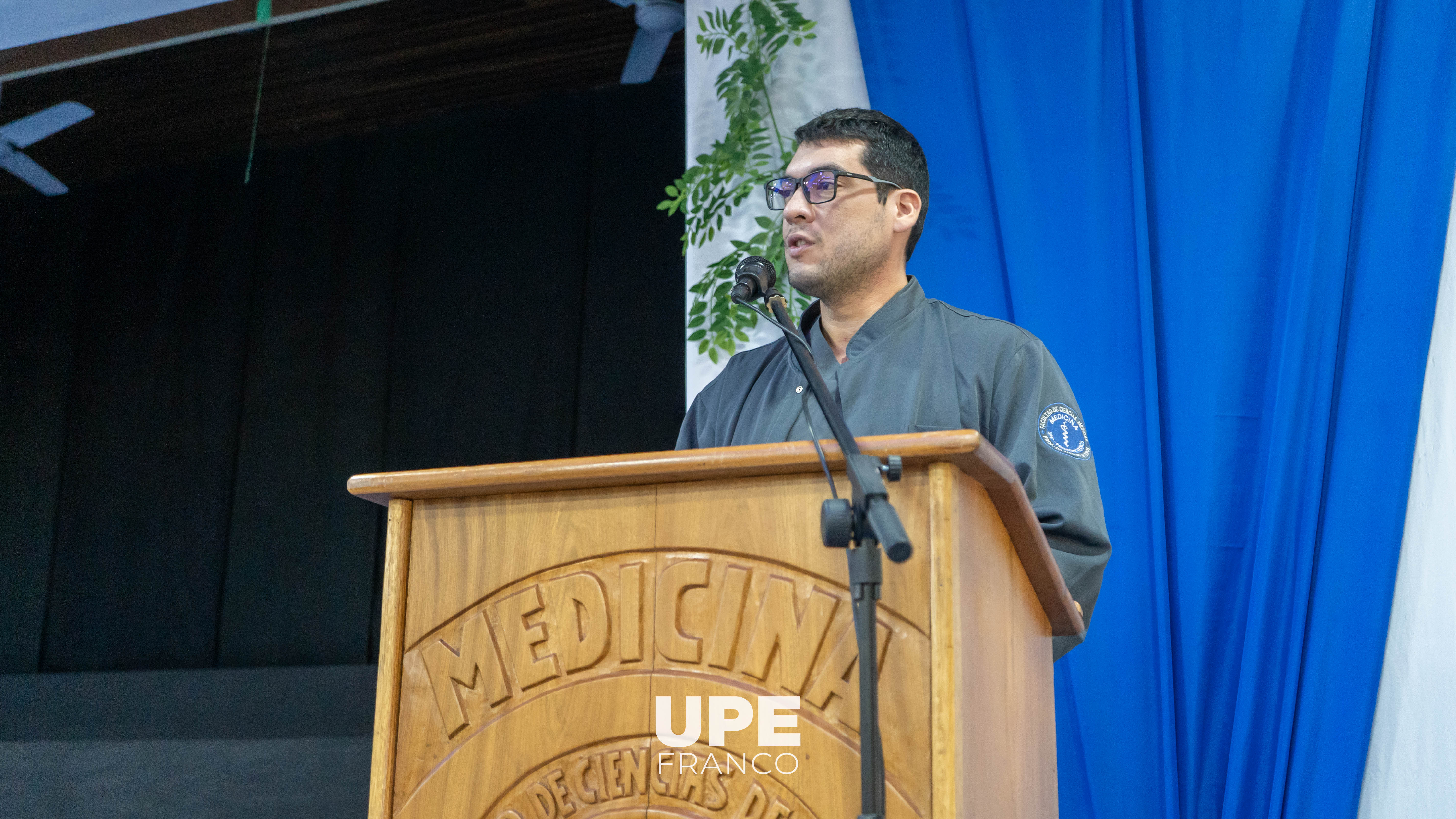 Ceremonia del Chaleco 2026: Facultad de Ciencias Médicas - Primer curso - Secciones A, B, C y D