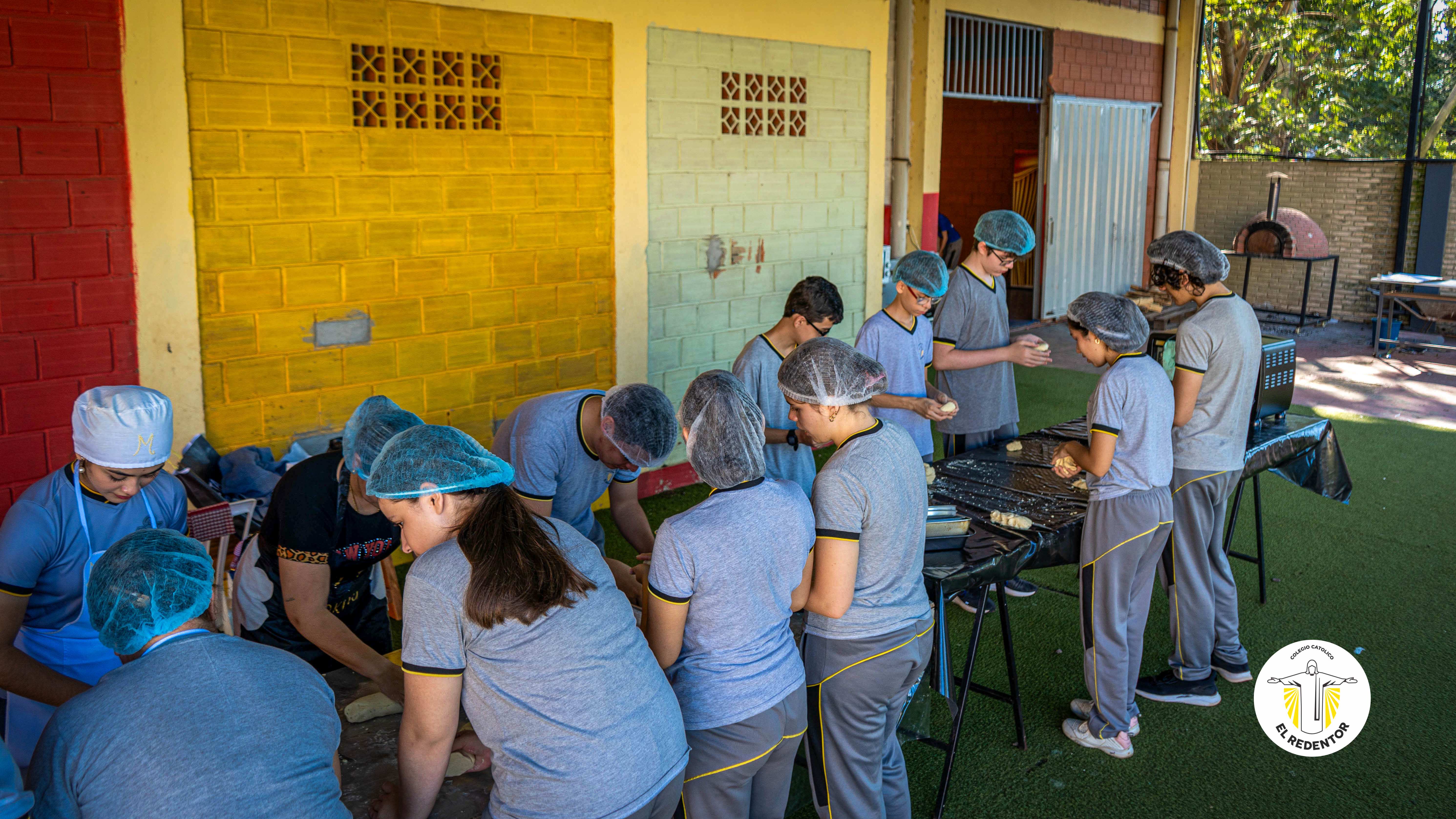 Chipa Apo en el Colegio Redentor
