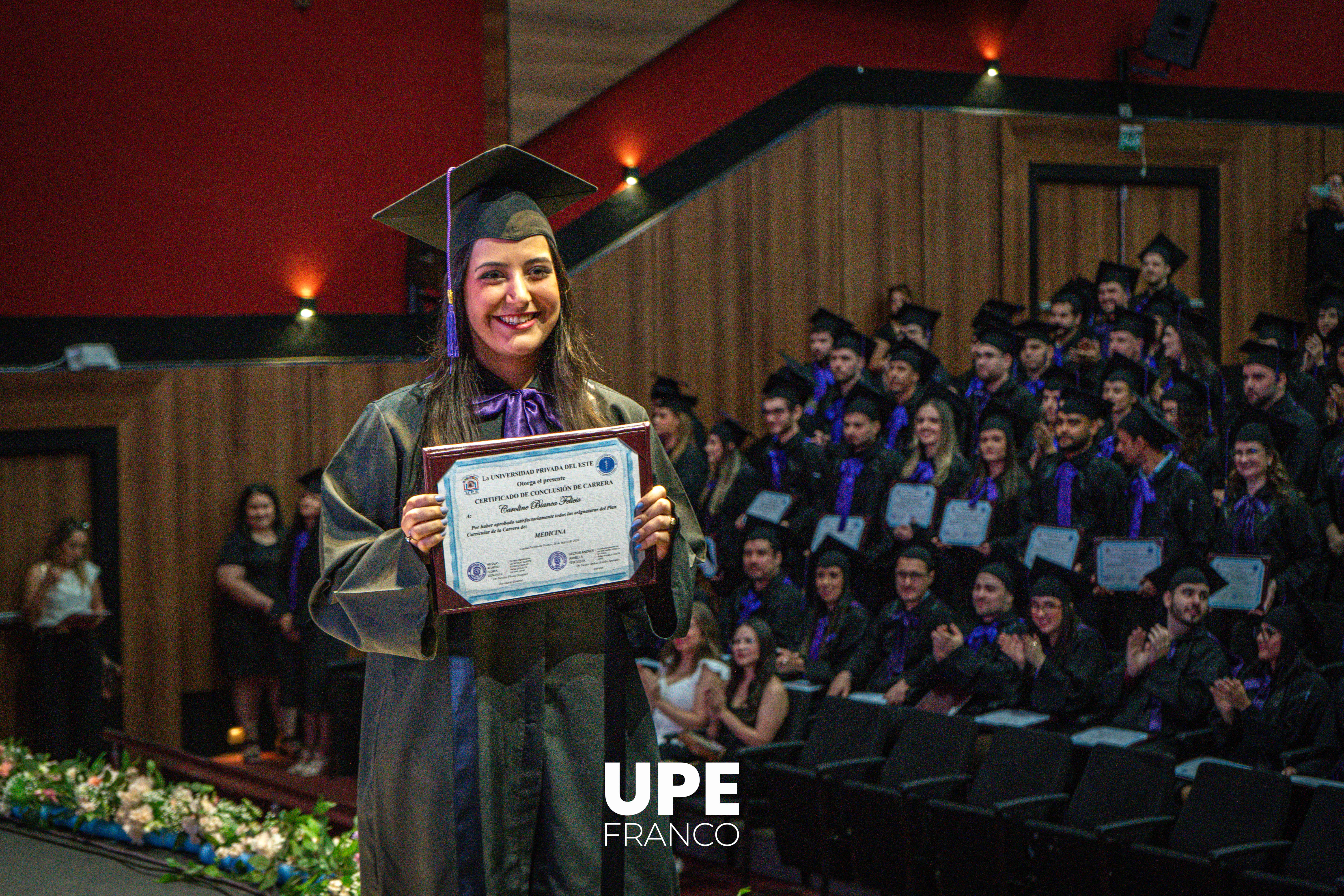 CEREMONIA DE GRADUACIÓN: Carrera de Medicina – UPE FRANCO