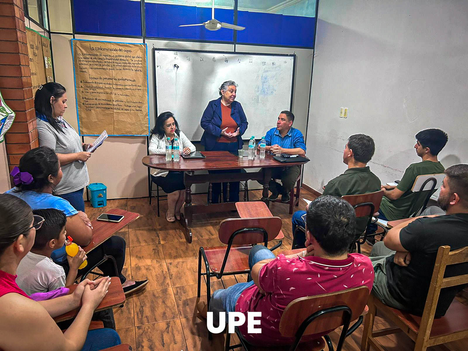 Reunión con estudiantes en proceso de Trabajo Final de Grado: Facultad de Ciencias Agropecuarias - UPE Sede Minga Guazú
