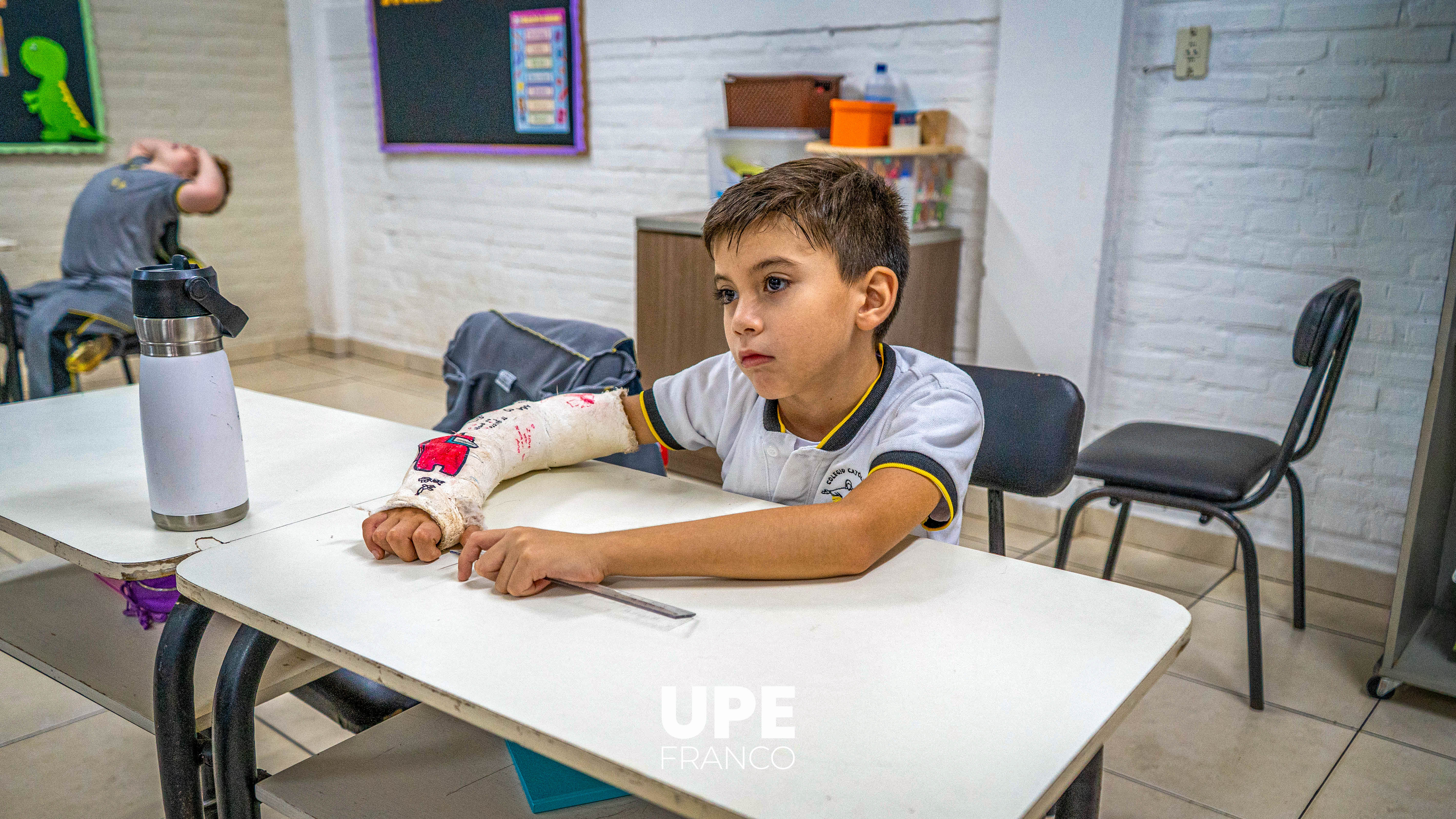 Estudiantes de Nutrición UPE realizan Charla sobre Recreo Saludable en el Colegio Católico 