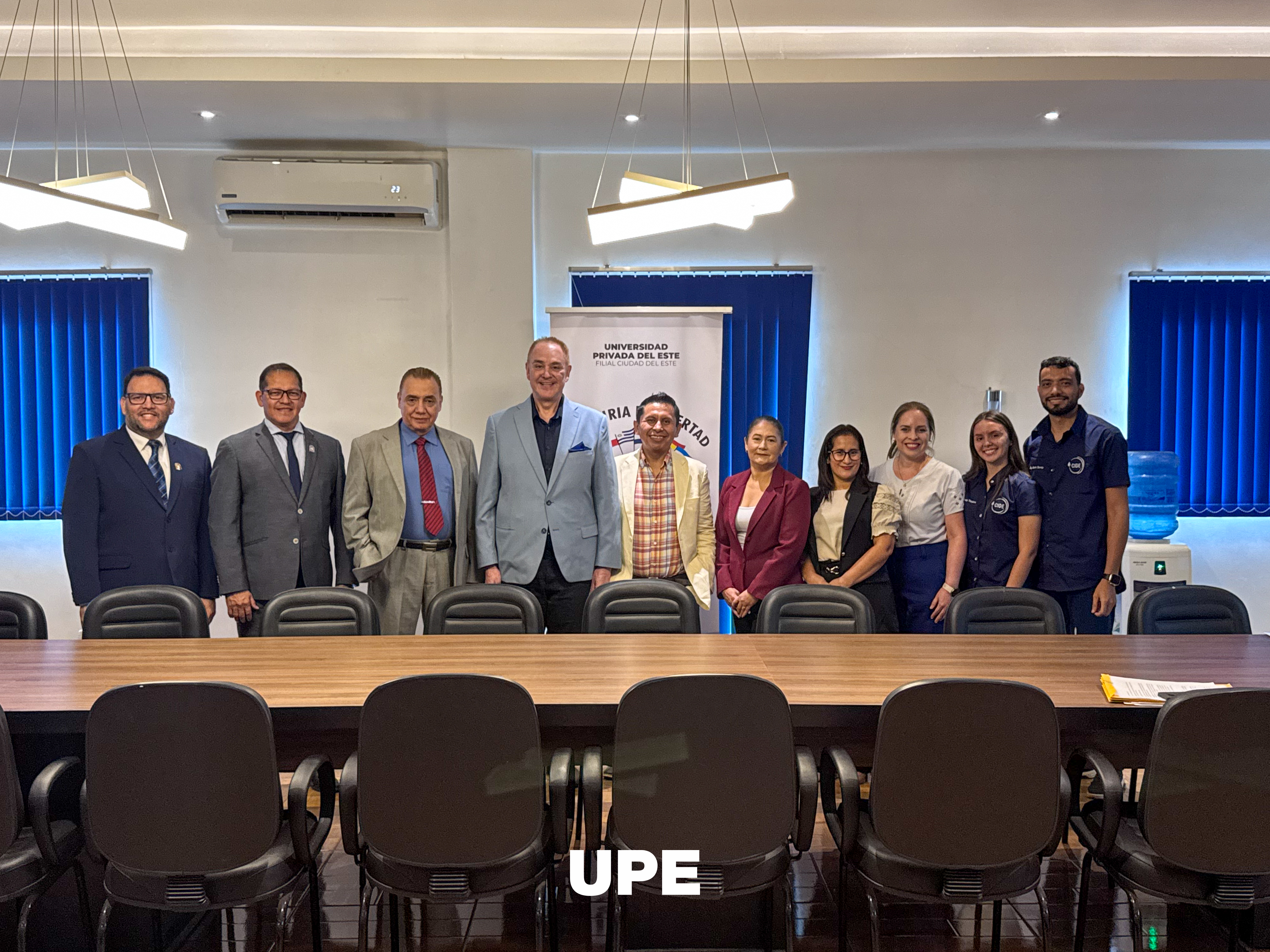 Concluye Curso de Metodología de la Investigación: Convenio entre UPE y Centro de Investigación y Desarrollo - Ecuador