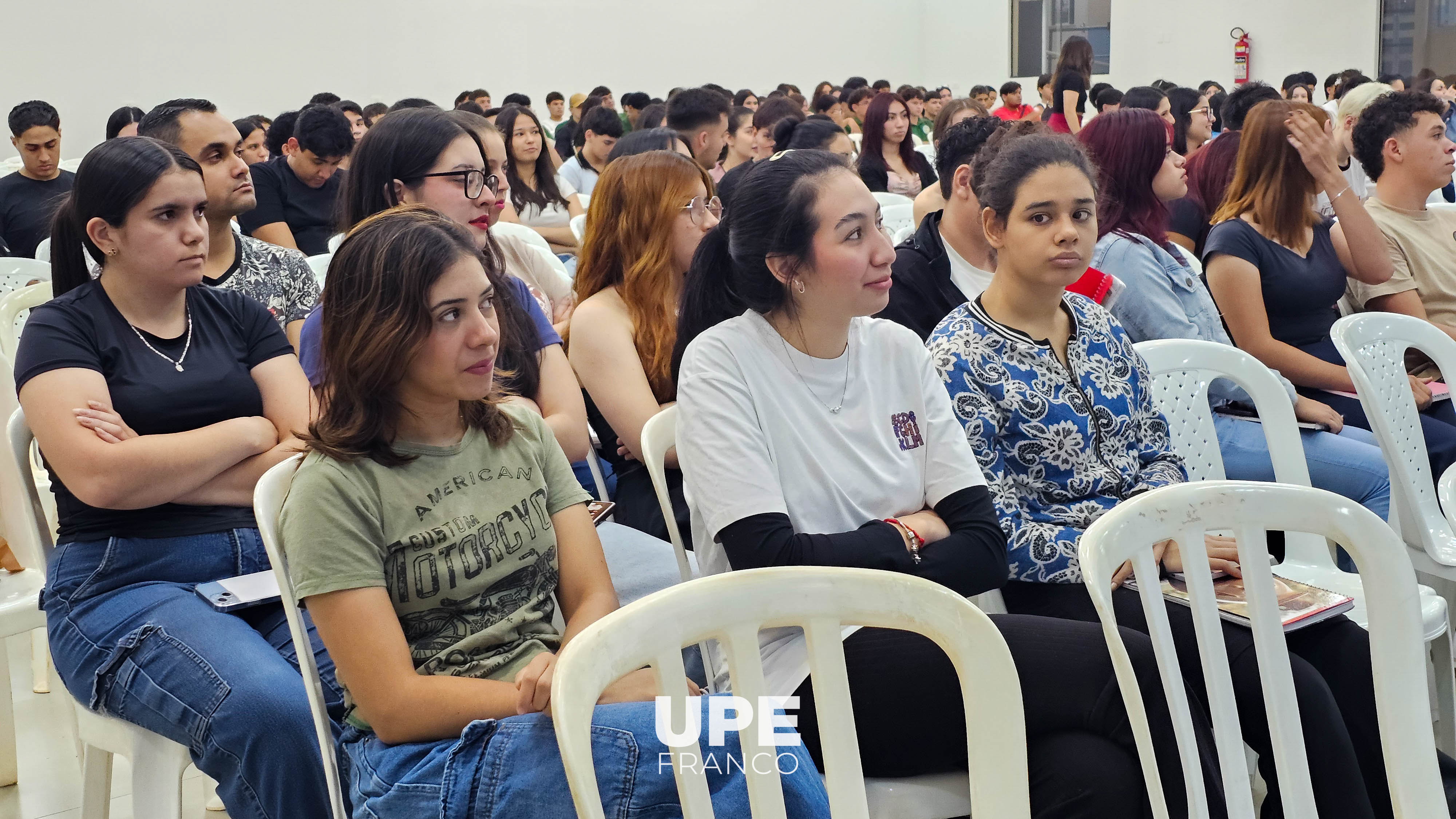 UPE FRANCO DESARROLLÓ CHARLA SOBRE SALUD MENTAL EN EL MARCO DEL MES DE LA SALUD