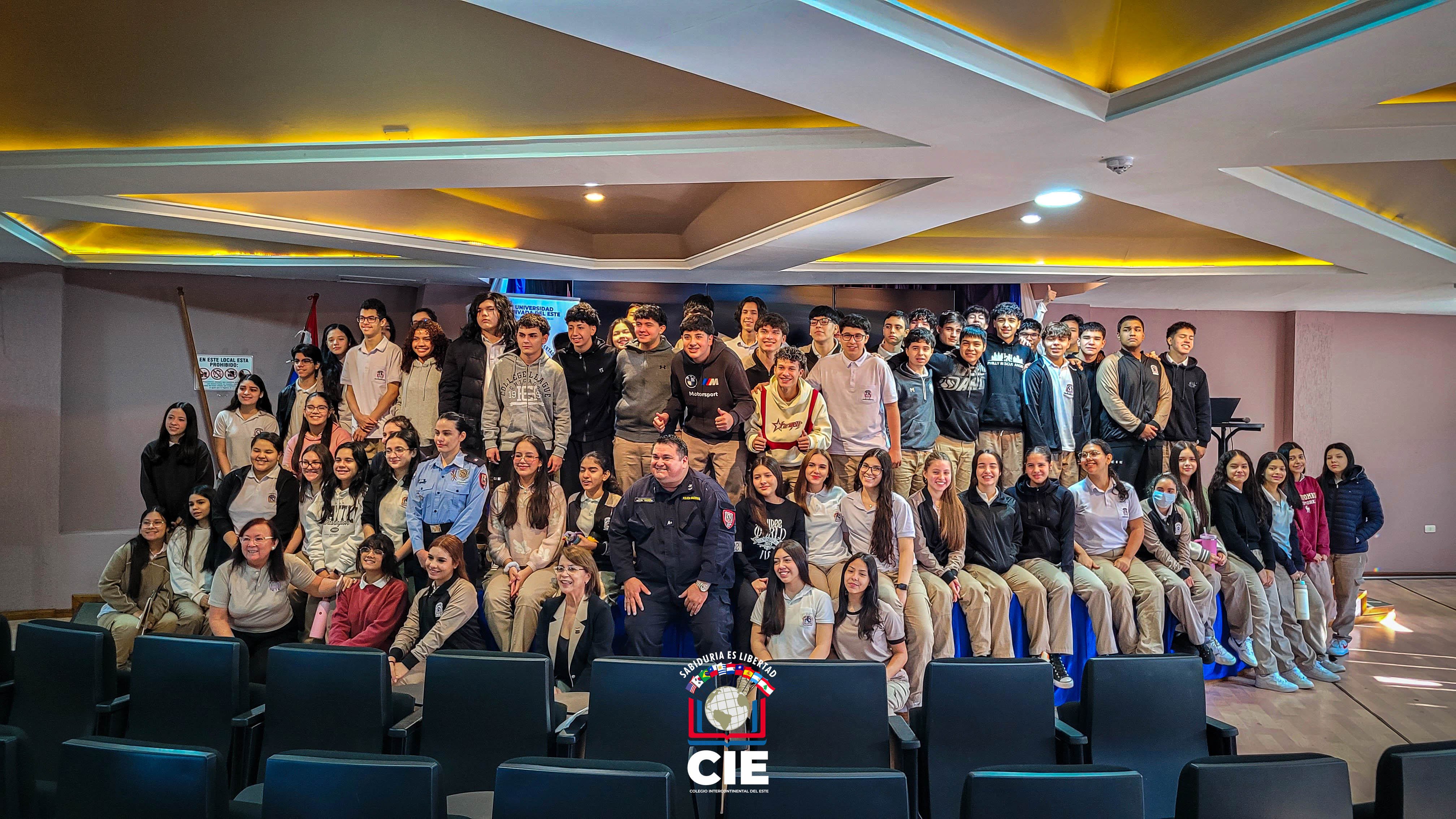 Conferencia sobre Bullying y Ciberbullying: Colegio Intercontinental del Este