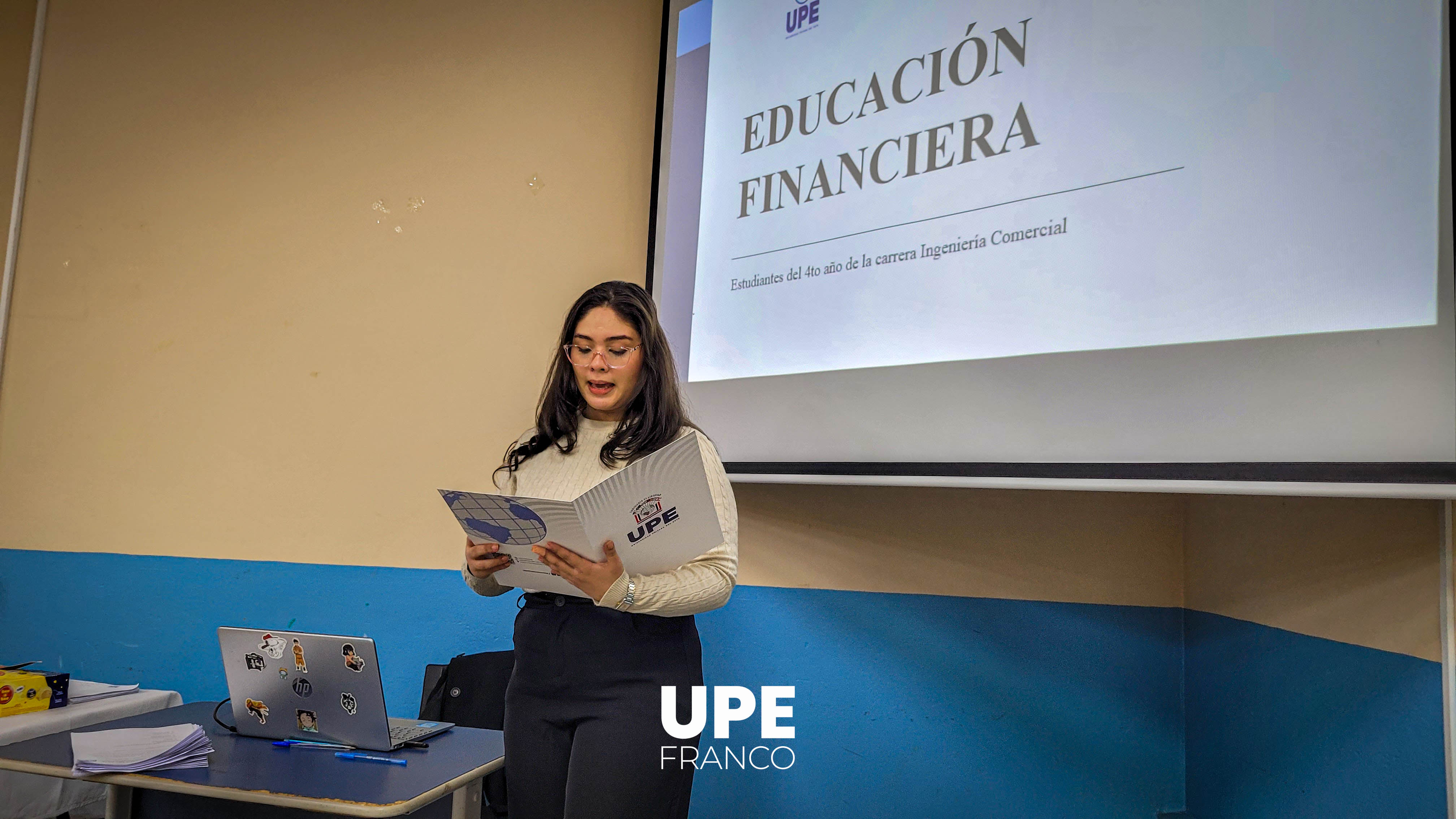 Charla sobre Educación Financiera: Facultad de Ciencias Administrativas y Contables