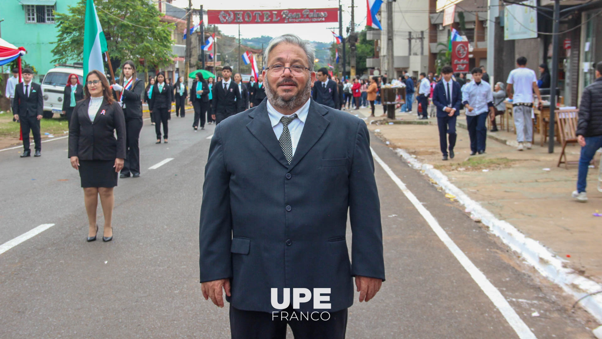 Facultad de Ciencias de la Educación de la UPE Franco participó del desfile estudiantil por las Fiestas Patrias