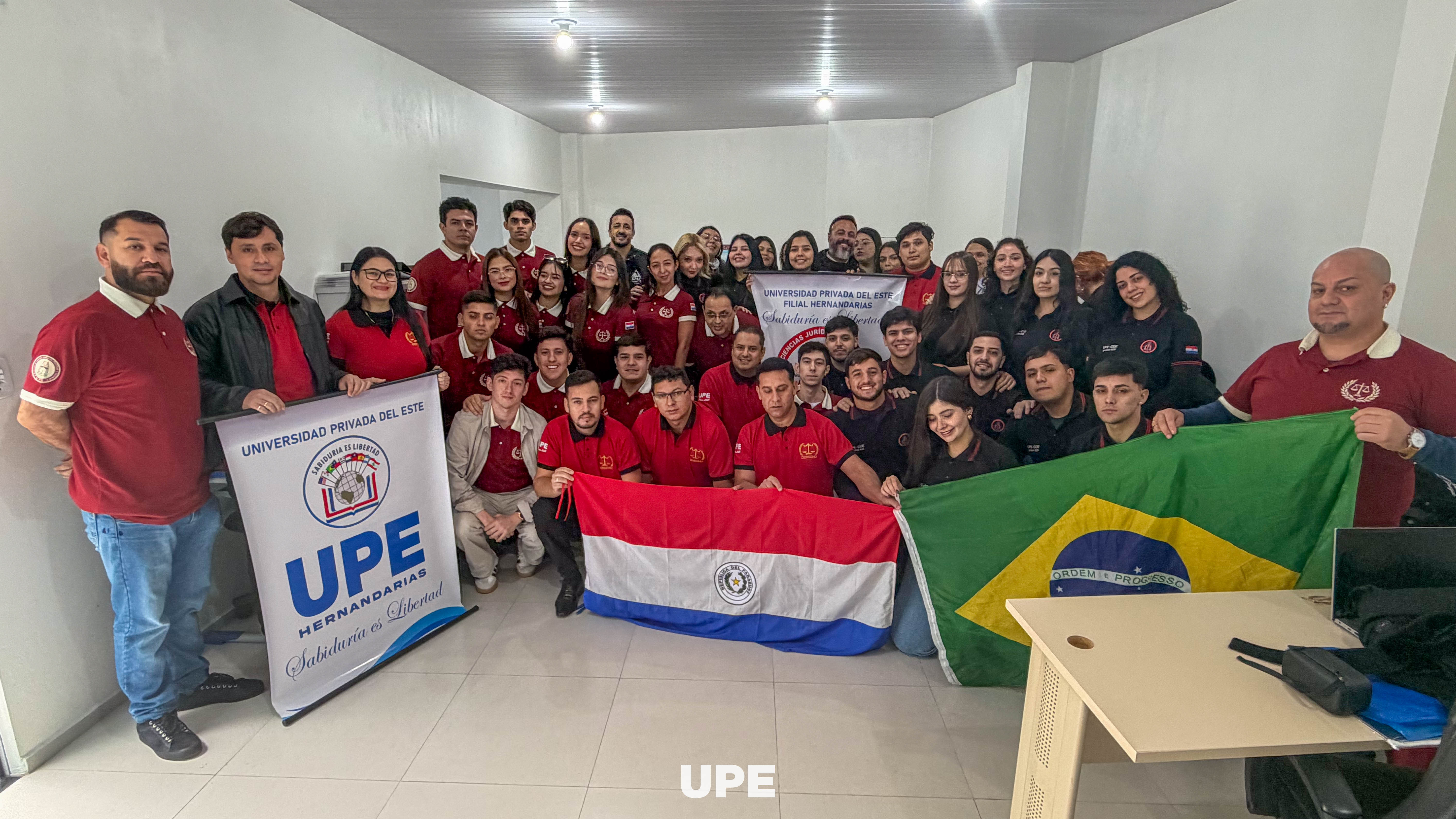 Estudiantes de Derecho de la UPE realizaron visita técnica y académica al Centro de Reclusión APAC en Brasil