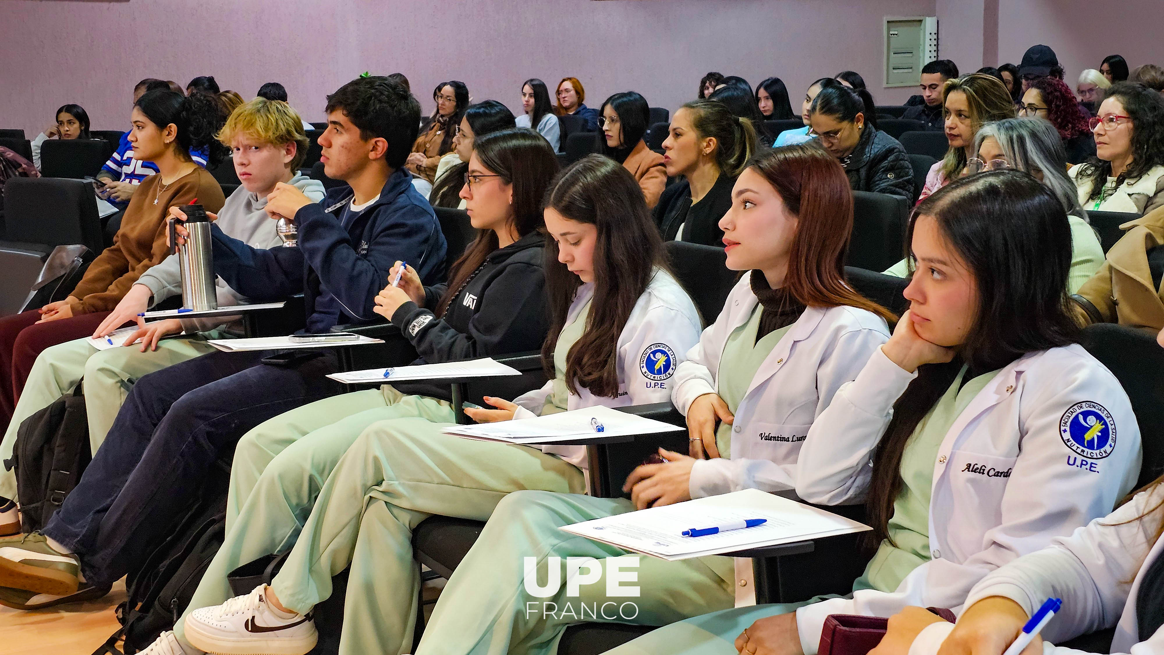 Nutrición desarrolló charla sobre uso y prescripción responsable de suplementos nutricionales