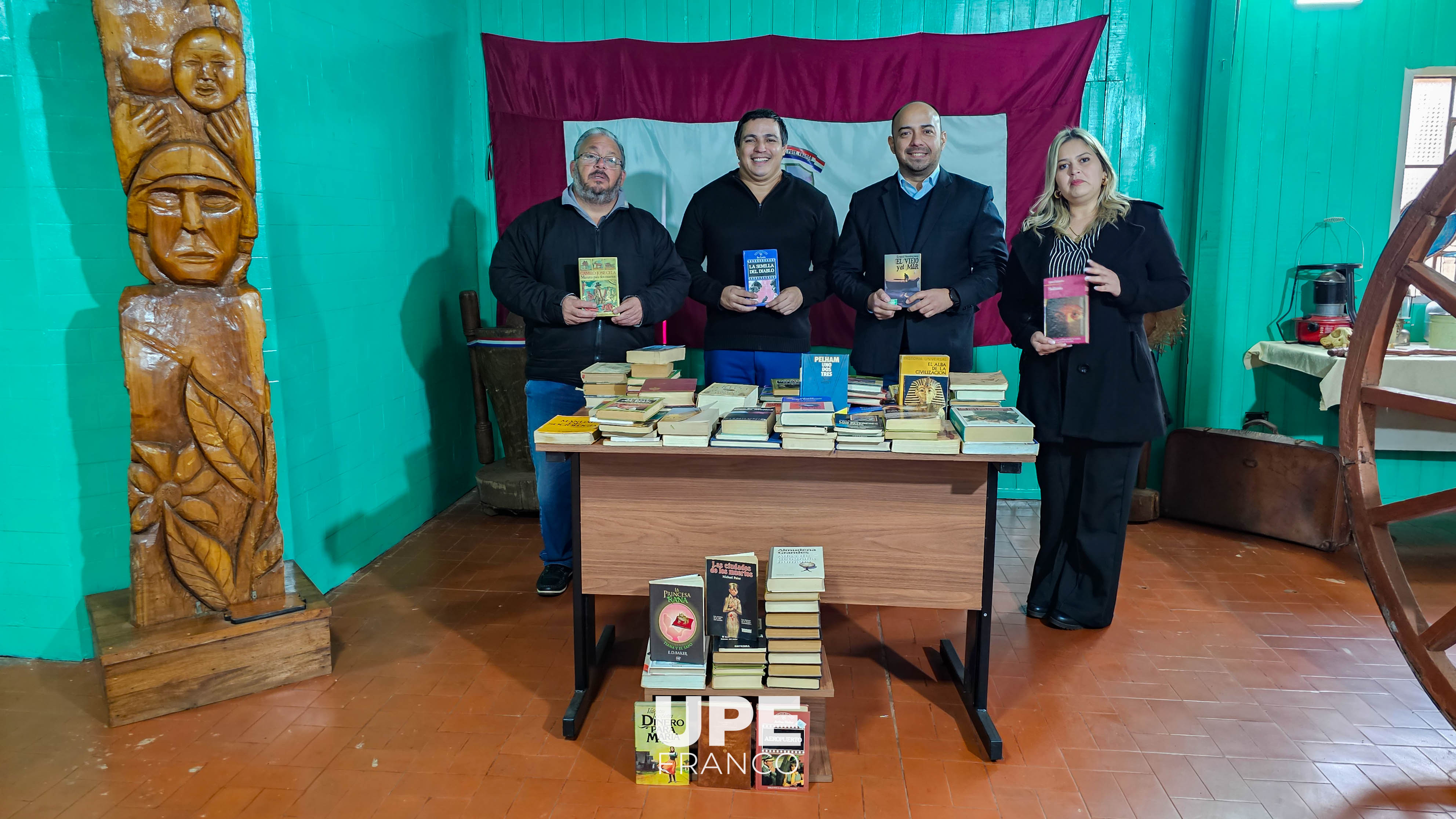 La casa de la cultura de Presidente Franco realizó entrega de 150 libros para biblioteca comunitaria