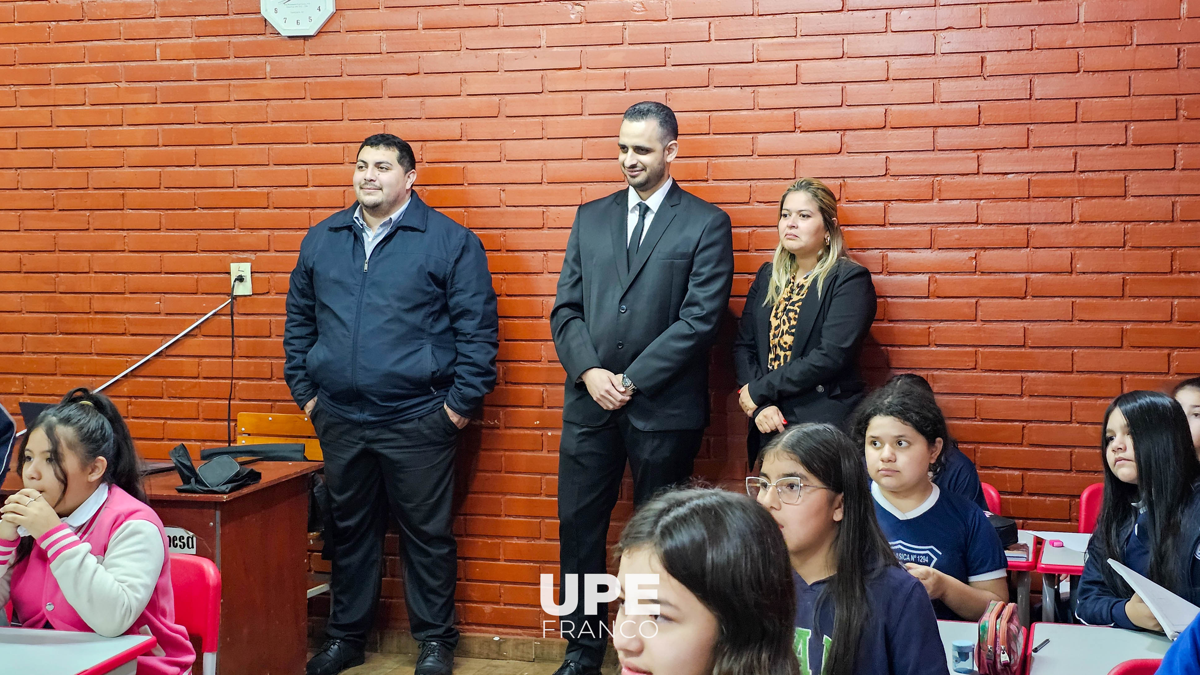 Exitoso taller pedagógico sobre la revalorización del error en el aprendizaje matemático.