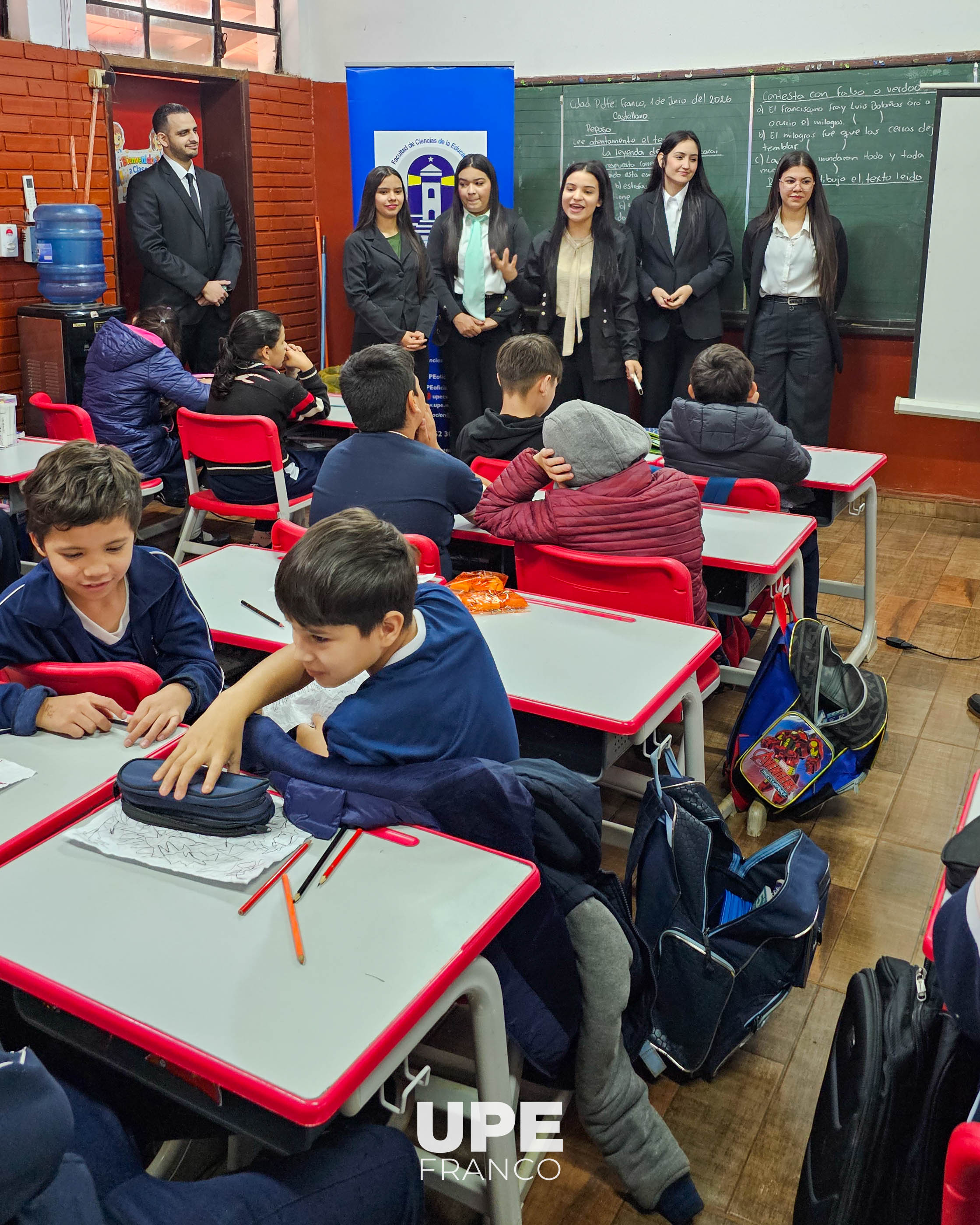 Exitoso taller pedagógico sobre la revalorización del error en el aprendizaje matemático.