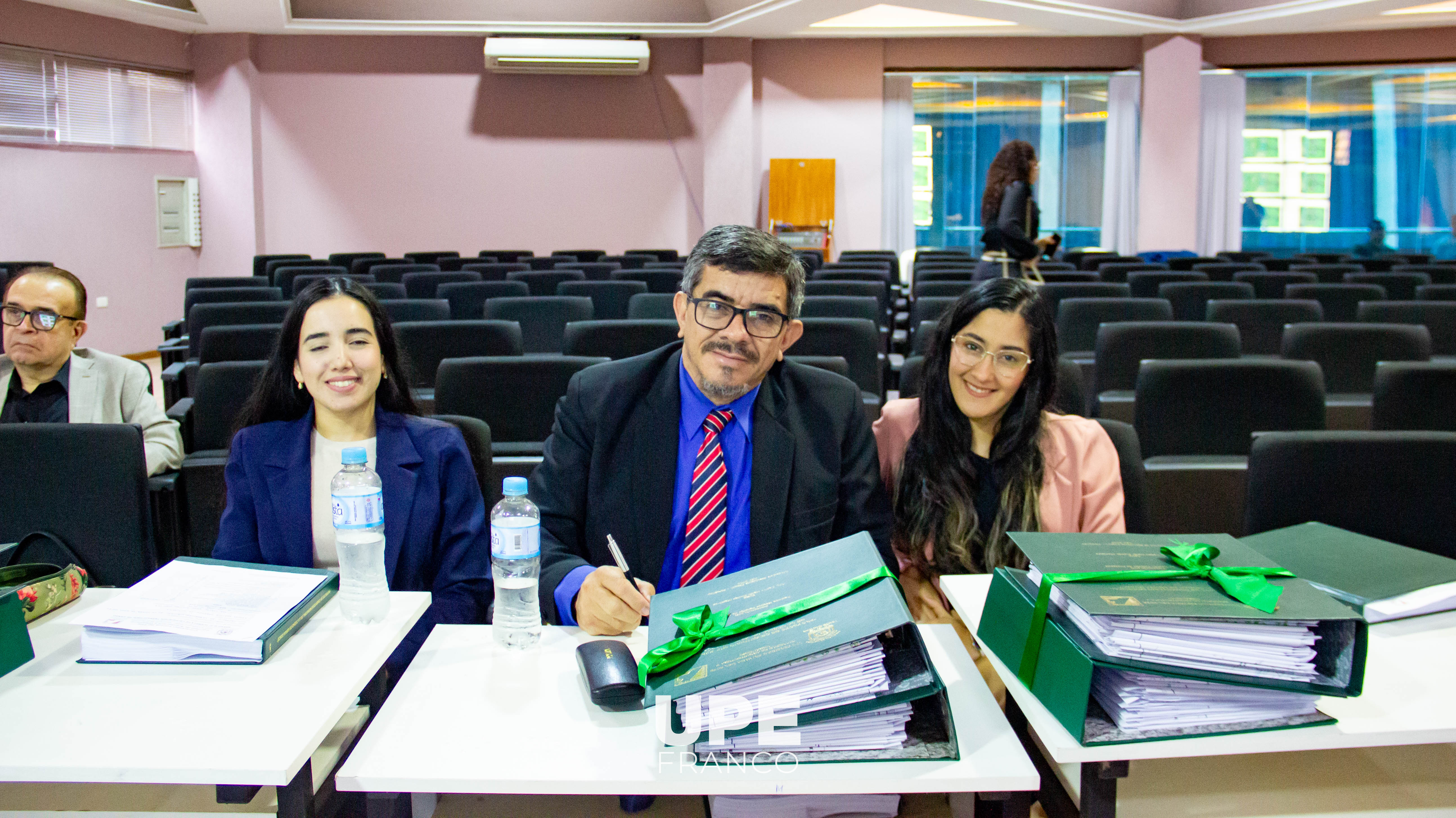 Estudiante de Arquitectura defendió su Trabajo Final de Grado en la UPE Franco