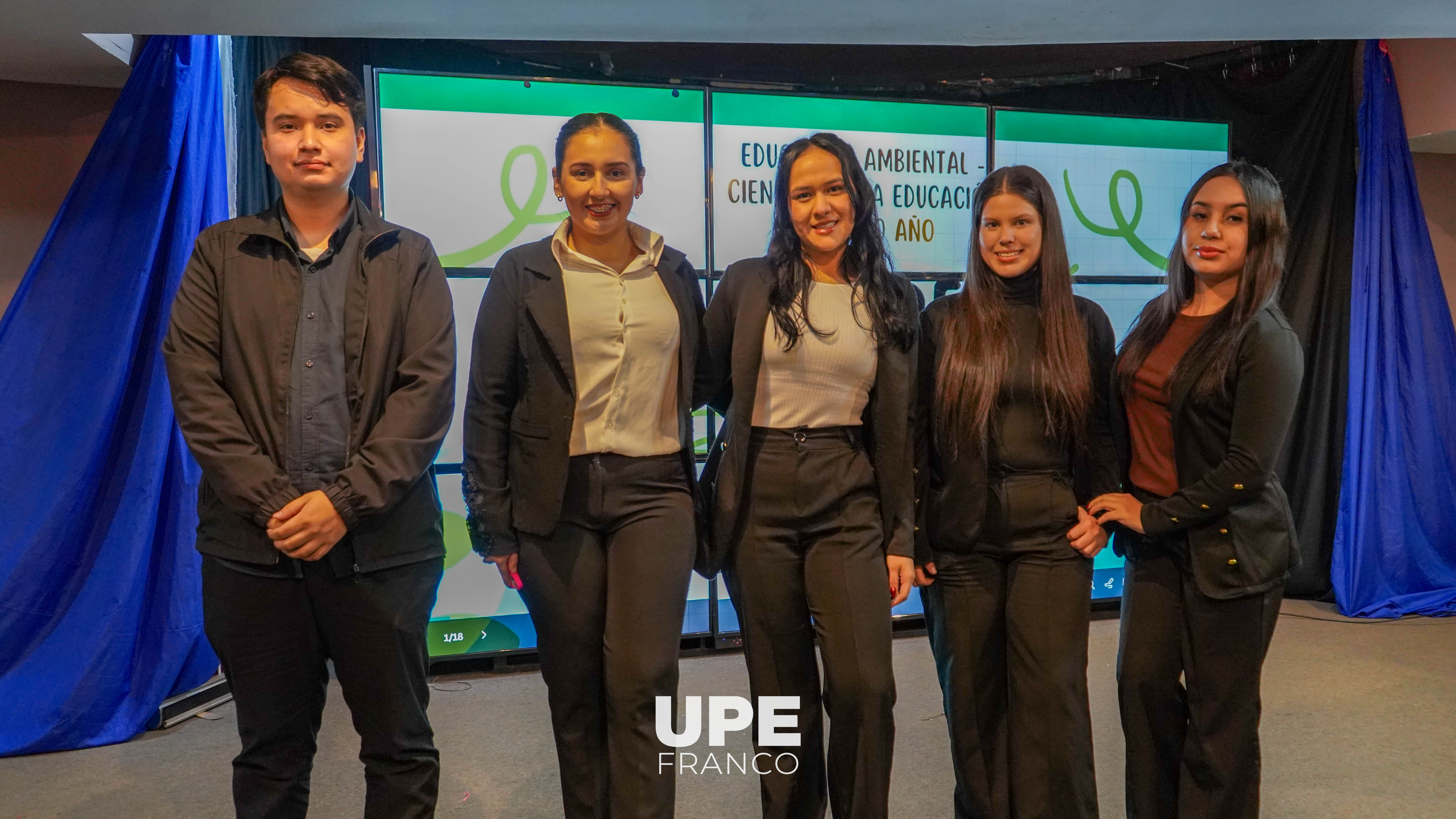 ESTUDIANTES DE CIENCIAS DE LA EDUCACIÓN PRESENTARON CIERRE PEDAGÓGICO SOBRE EL CUIDADO DEL SUELO, EL AIRE Y EL AGUA