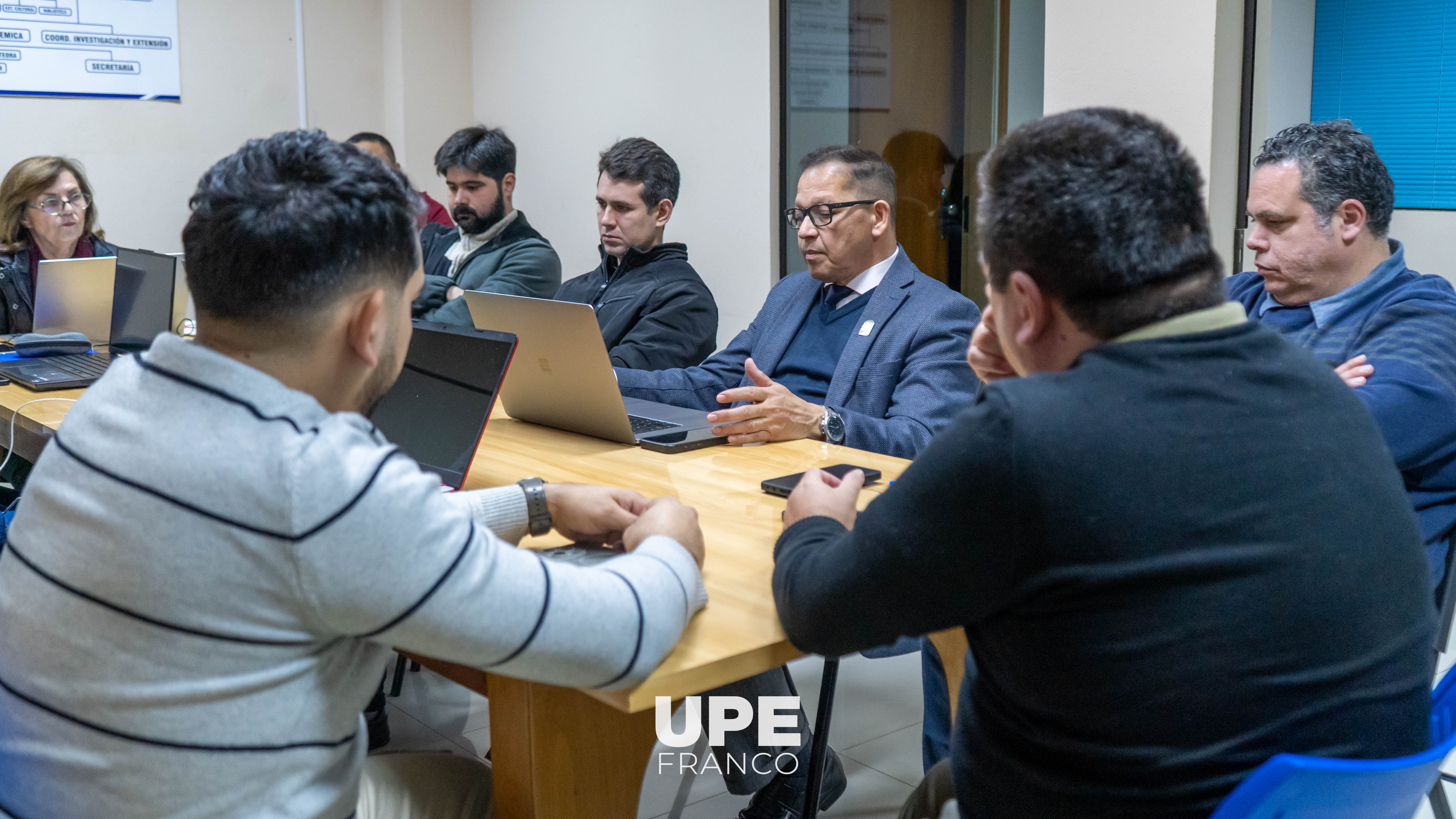Reunión de seguimiento al proceso de acreditación de Ingeniería Electromecánica