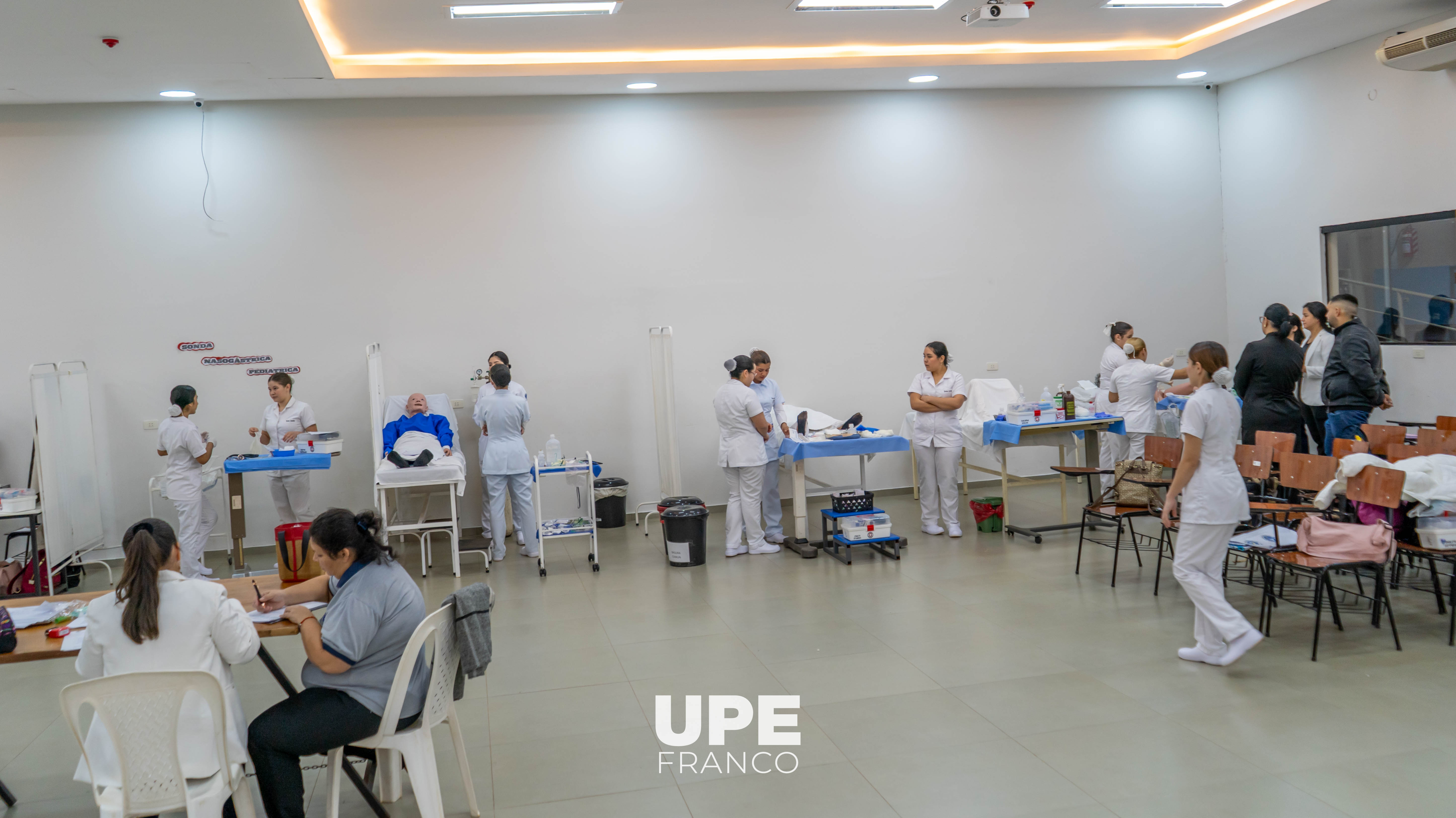 Enfermería realizó examen final demostrativo de Práctica Profesional IV