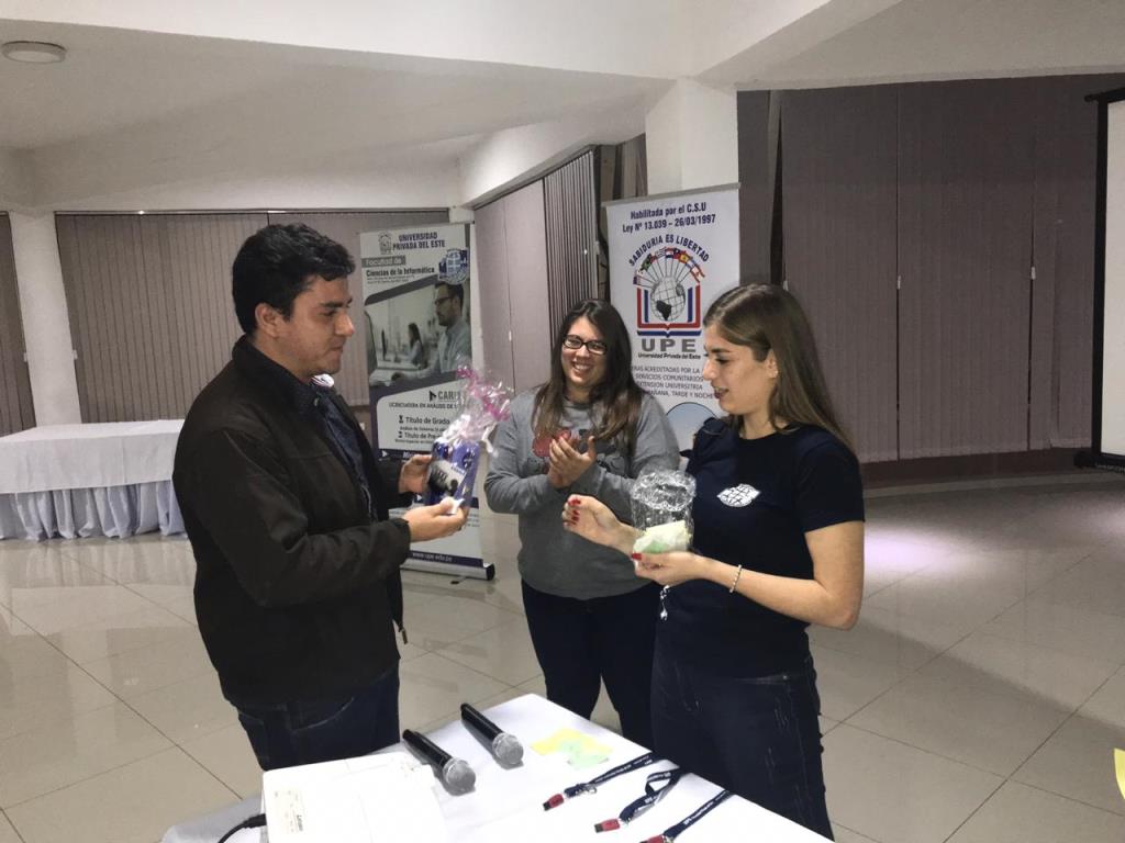 Charla Sobre Seguridad Informática Cuanto sabe Internet de ti?