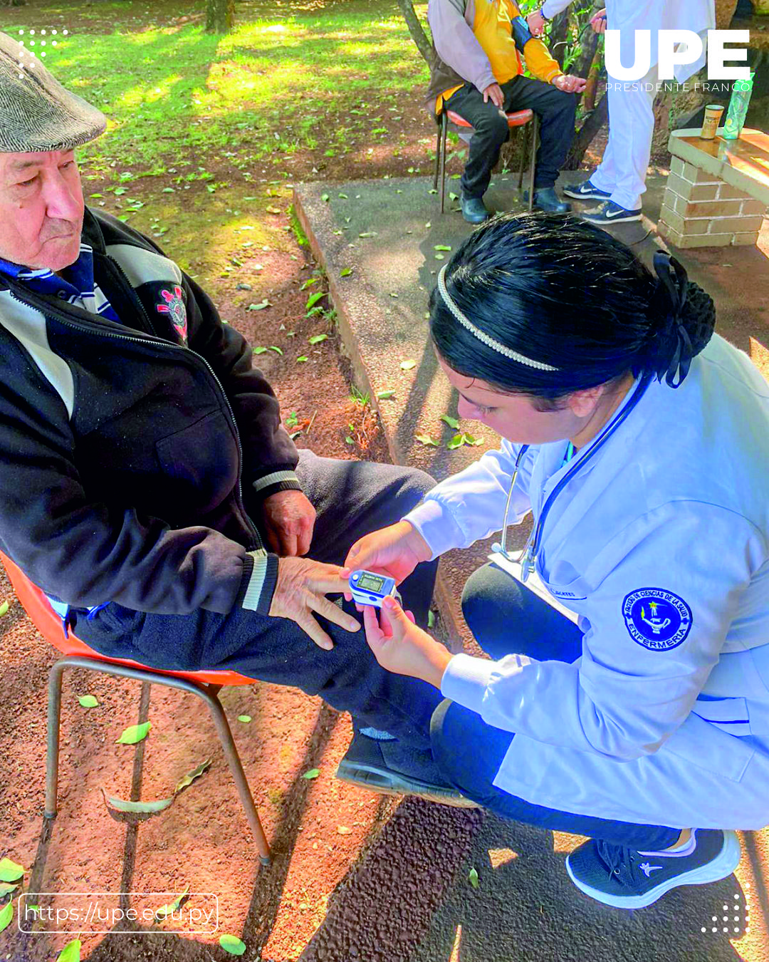 Enfoque Práctico en la Educación de Enfermería: Visita al Hogar de Ancianos San Agustín