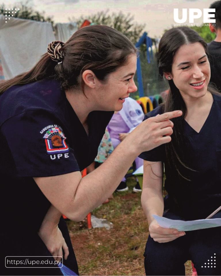 "Manos que Cuidan, Corazones que Sanan” - Proyecto de Medicina de la UPE en la Fundación Las Tías