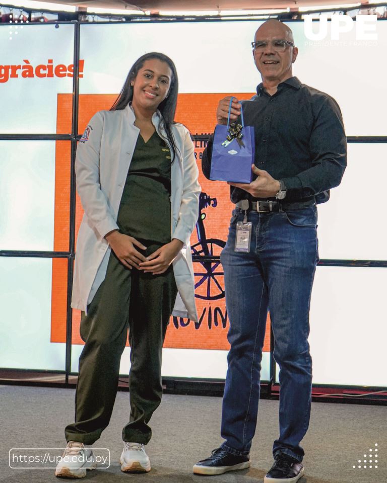 Prevención de Riesgo Nutricional de las Gestantes: Charla Informativa en la UPE