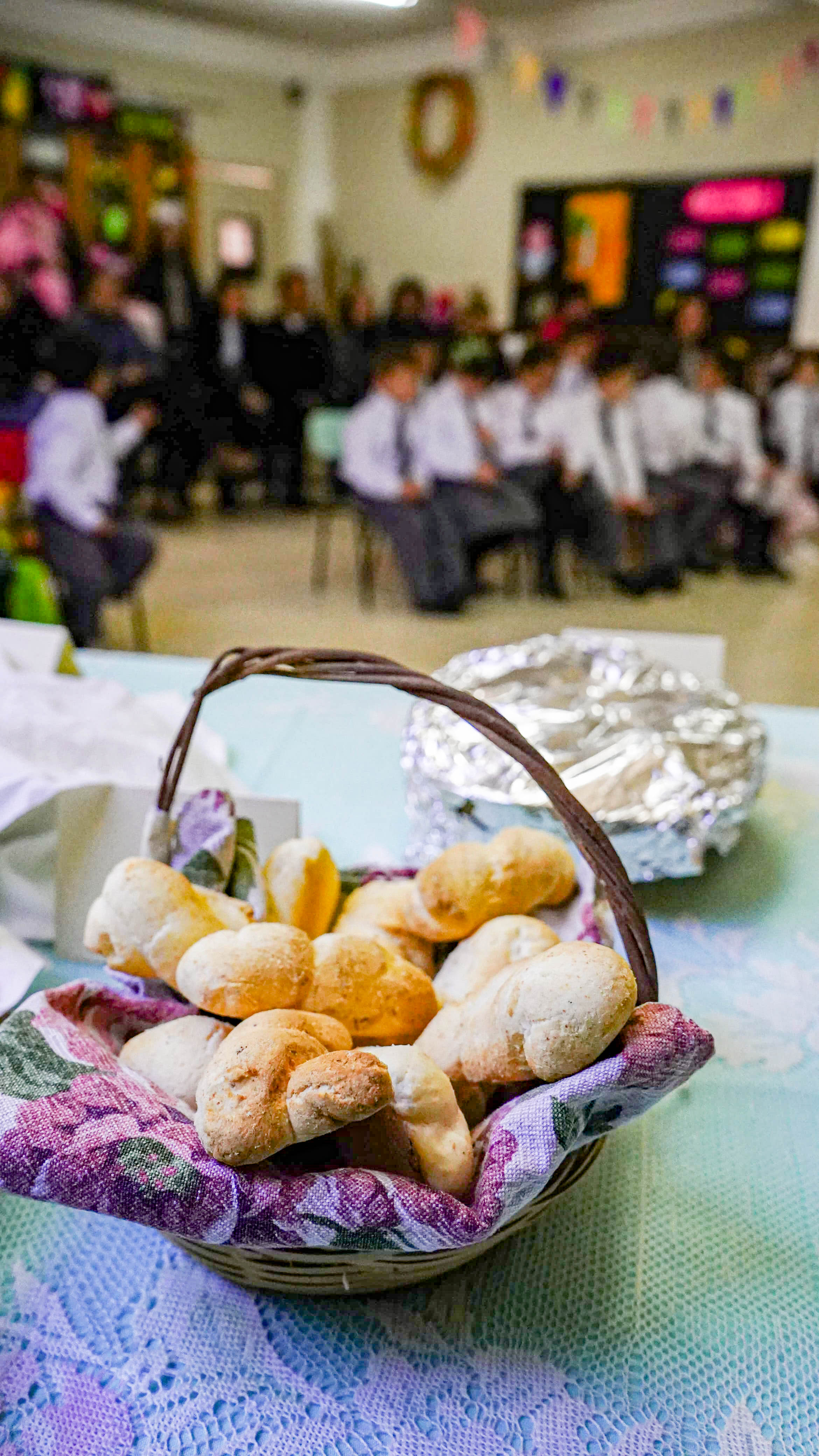 Día del Folklore en el Redentor: Preservando la Cultura Paraguaya desde la Infancia