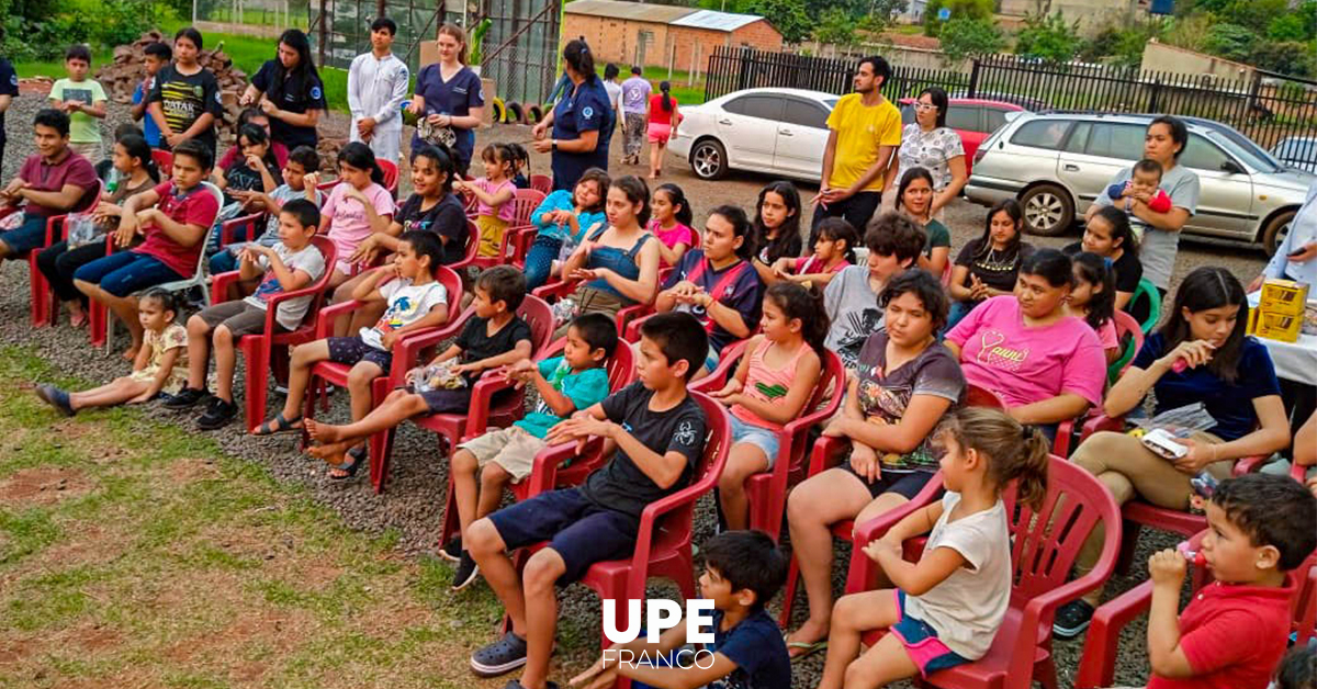 Promoviendo la Salud Pública: Estudiantes de la UPE visitan el Hogar Las Tías