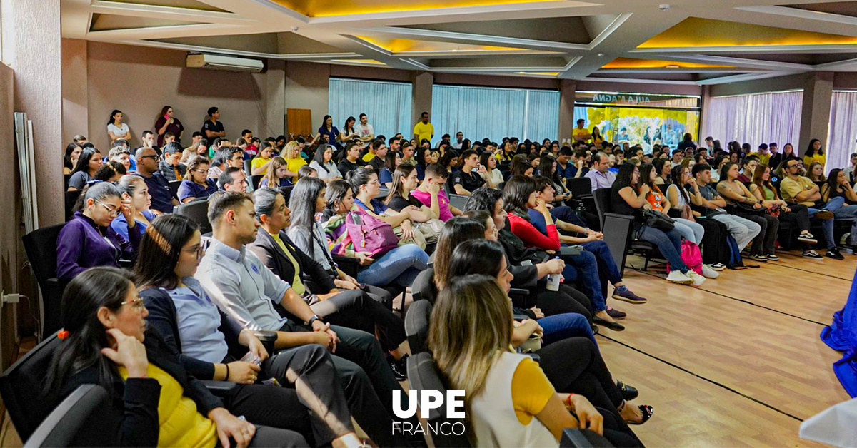 Compromiso con la Salud Mental: Septiembre Amarillo en Medicina UPE