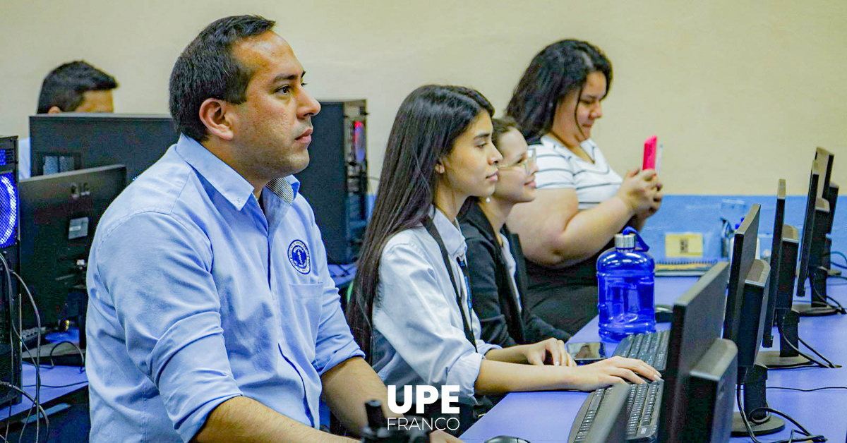 Taller de Redacción Técnica: Fortaleciendo la Eficacia Comunicativa