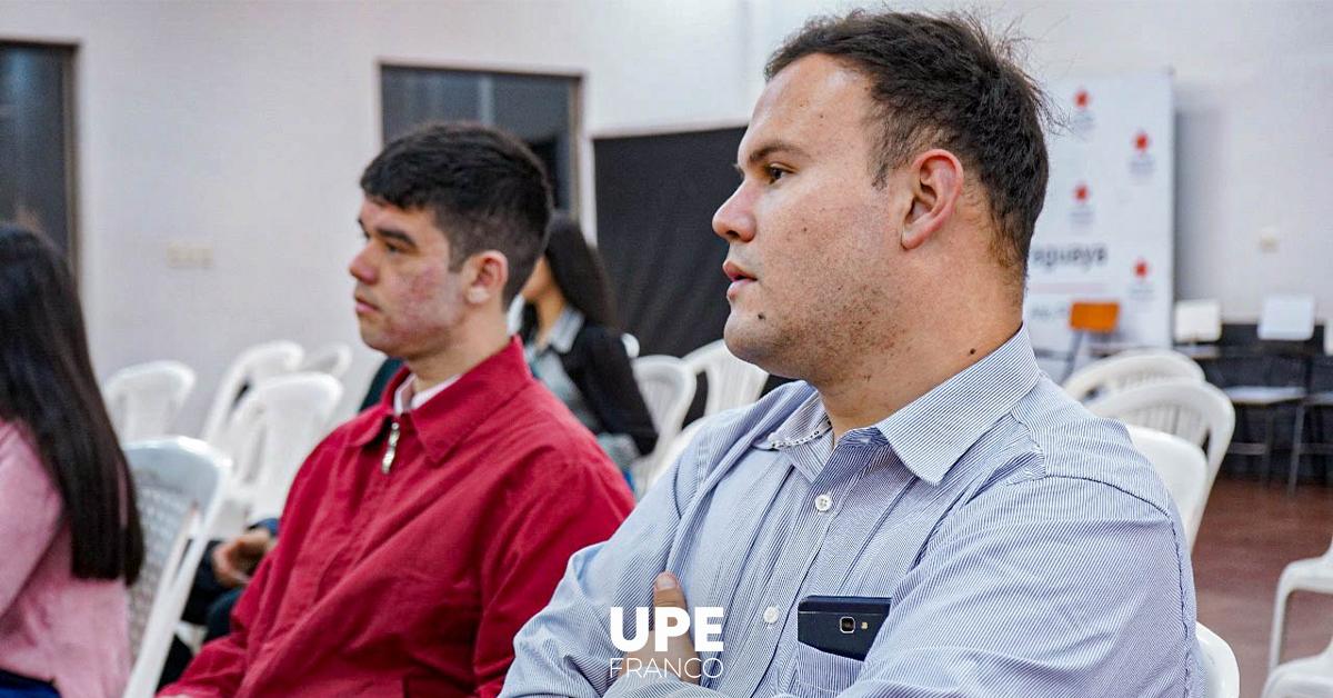 Oratoria: JCI imparte Charla Informativa en UPE Franco