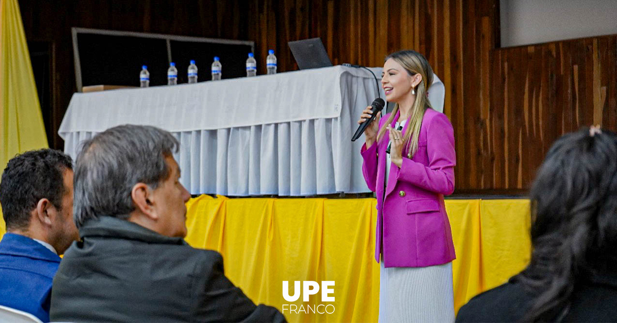 Oratoria: JCI imparte Charla Informativa en UPE Franco