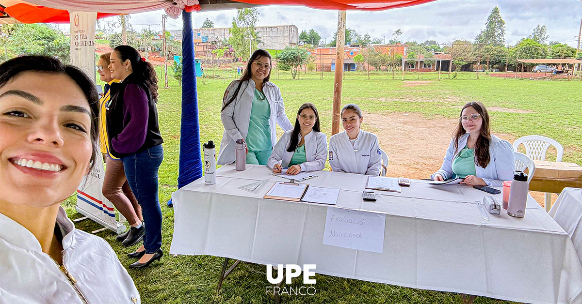 Estudiantes de la UPE ofrecen Servicios Comunitarios en Presidente Franco