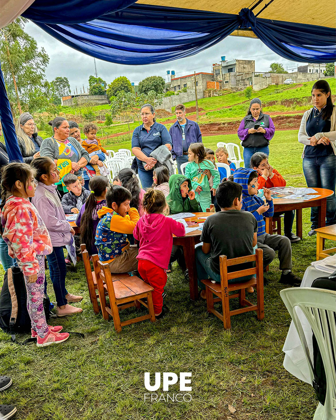 Estudiantes de la UPE ofrecen Servicios Comunitarios en Presidente Franco